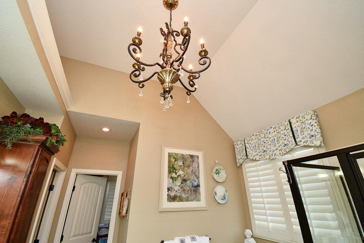 1402 North Rockingham Avenue Property Photo 28