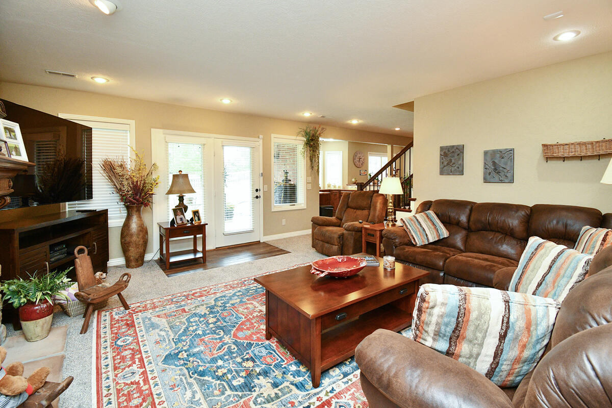 1402 North Rockingham Avenue Property Photo 35
