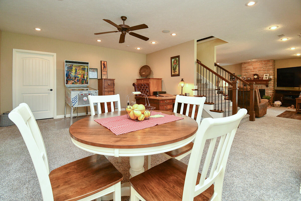 1402 North Rockingham Avenue Property Photo 43