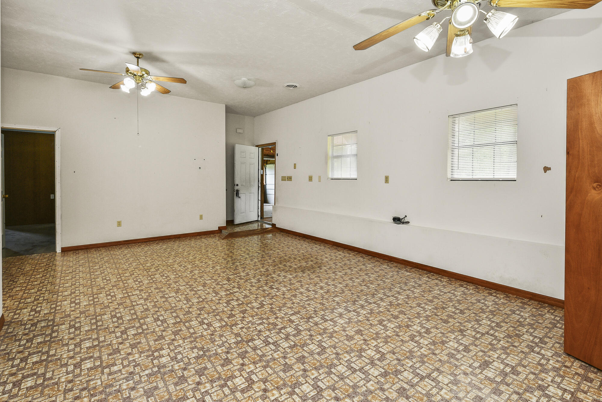 1194 State Highway Dd Property Photo 46