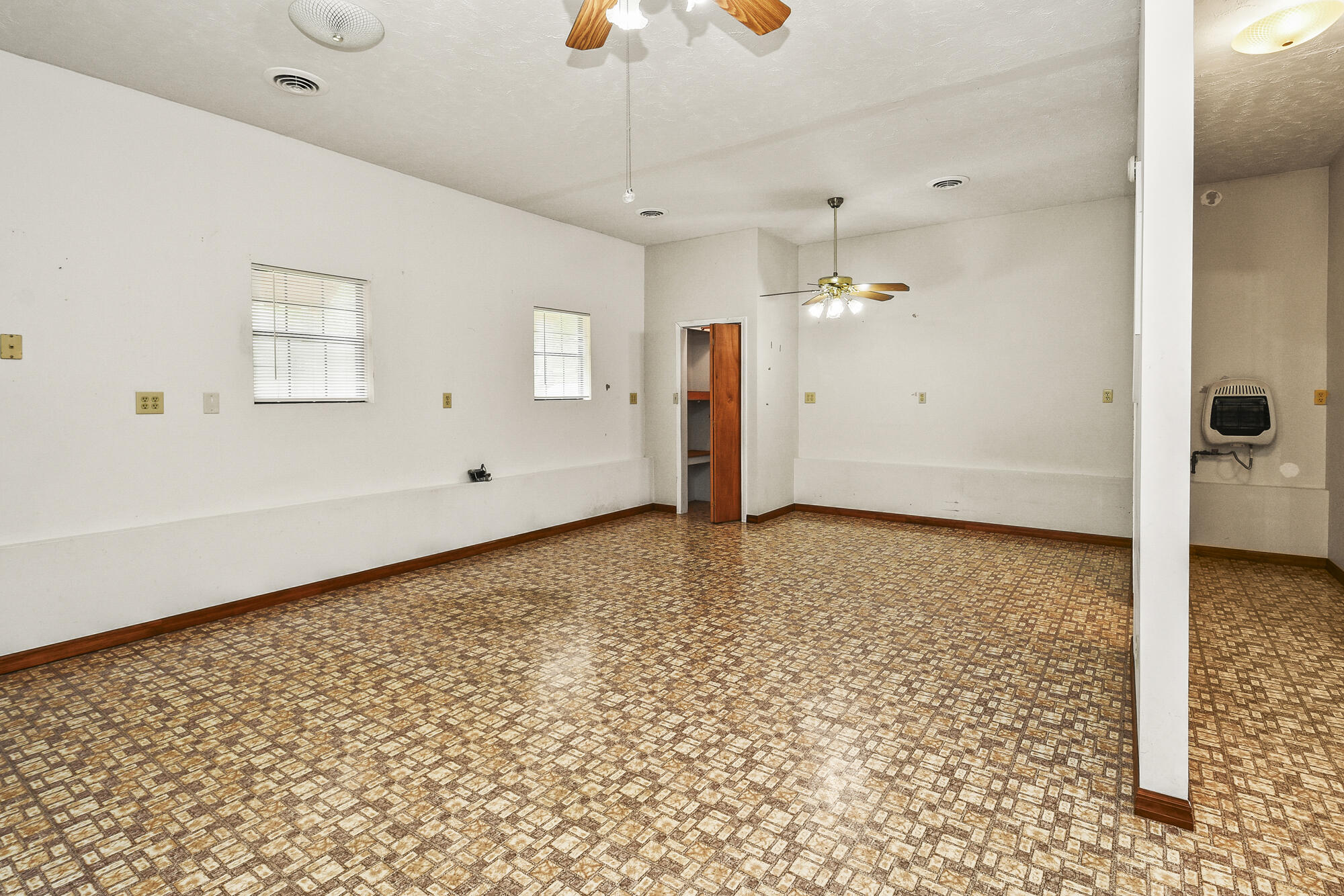 1194 State Highway Dd Property Photo 47