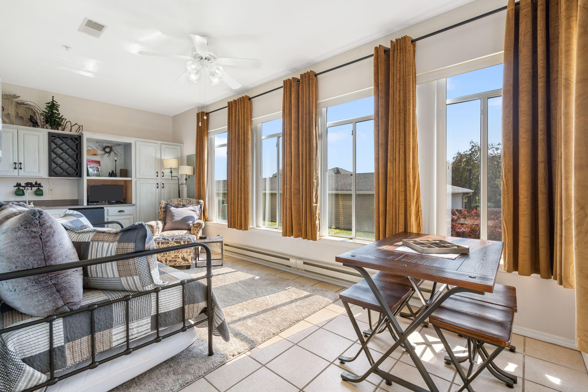 300 Glory Road 2 Property Photo 18
