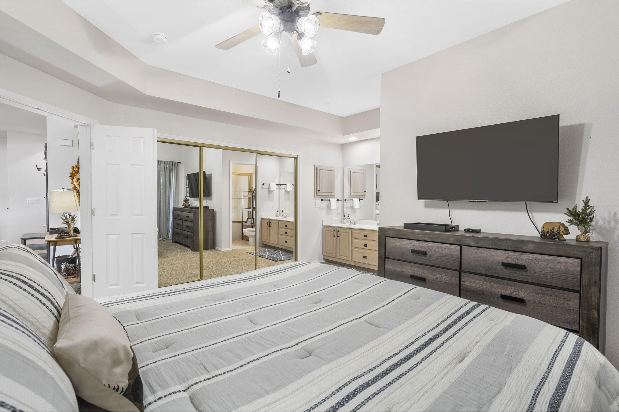 300 Glory Road 2 Property Photo 29