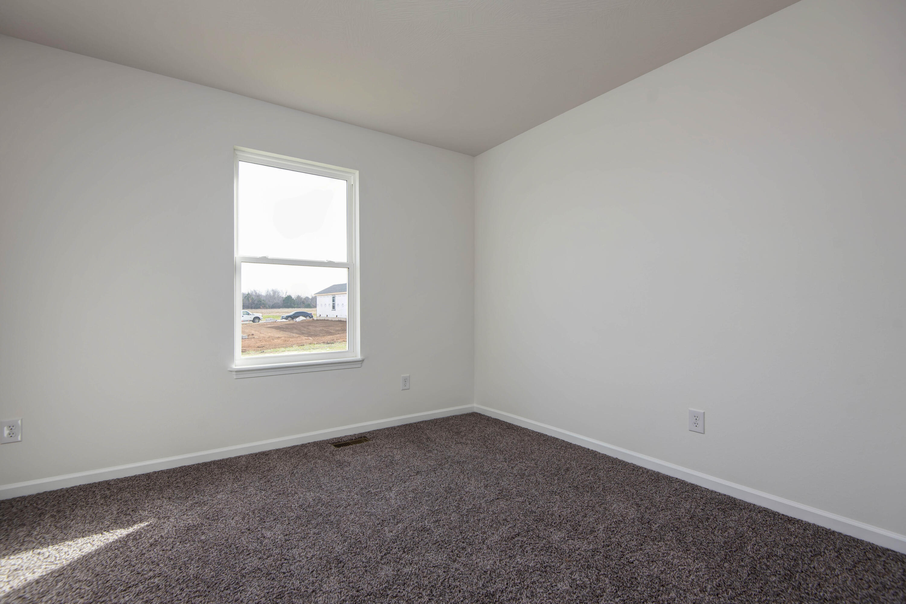592 Spring Meadow Drive Lot 49 Property Photo 14
