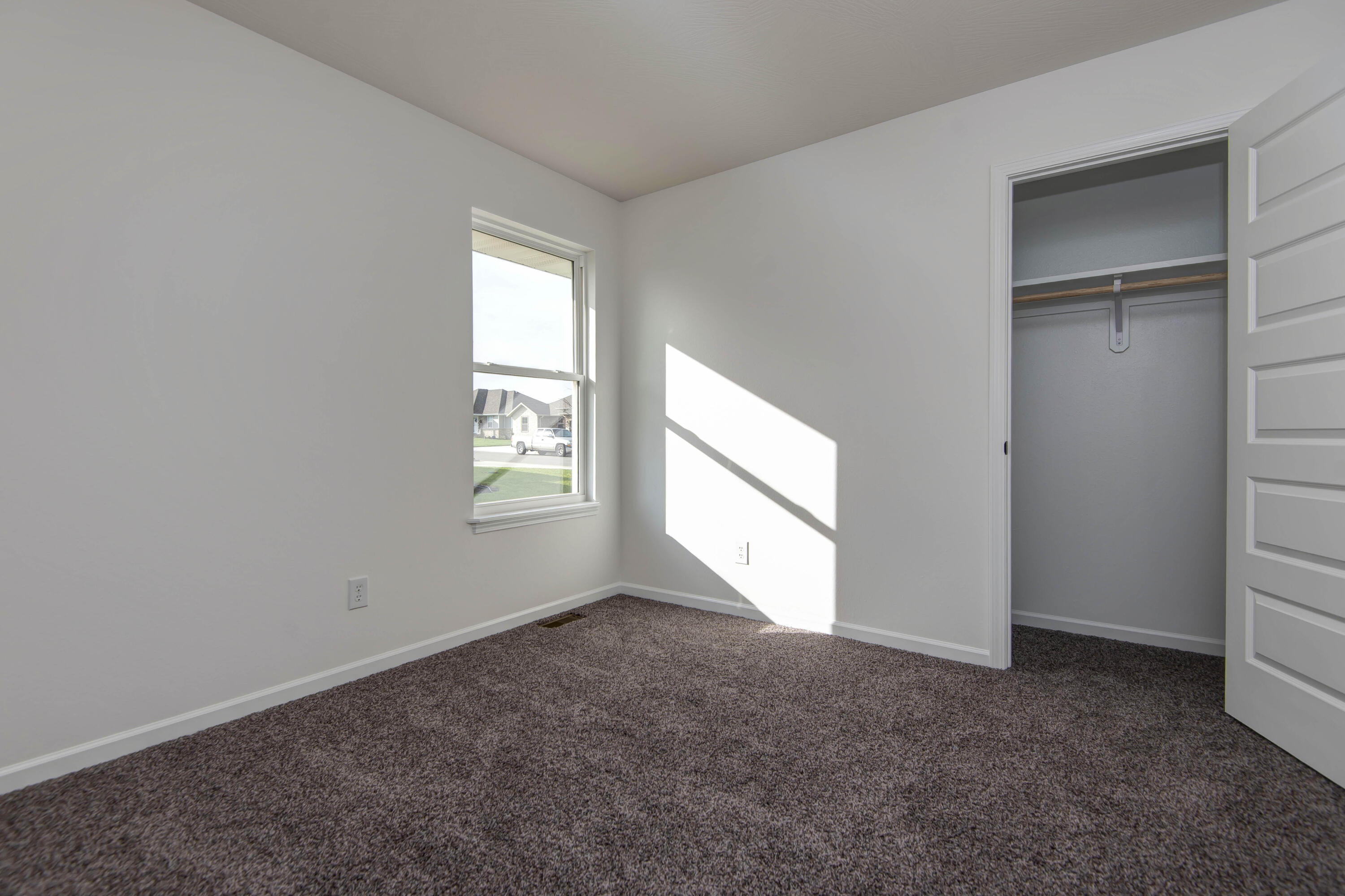 592 Spring Meadow Drive Lot 49 Property Photo 18