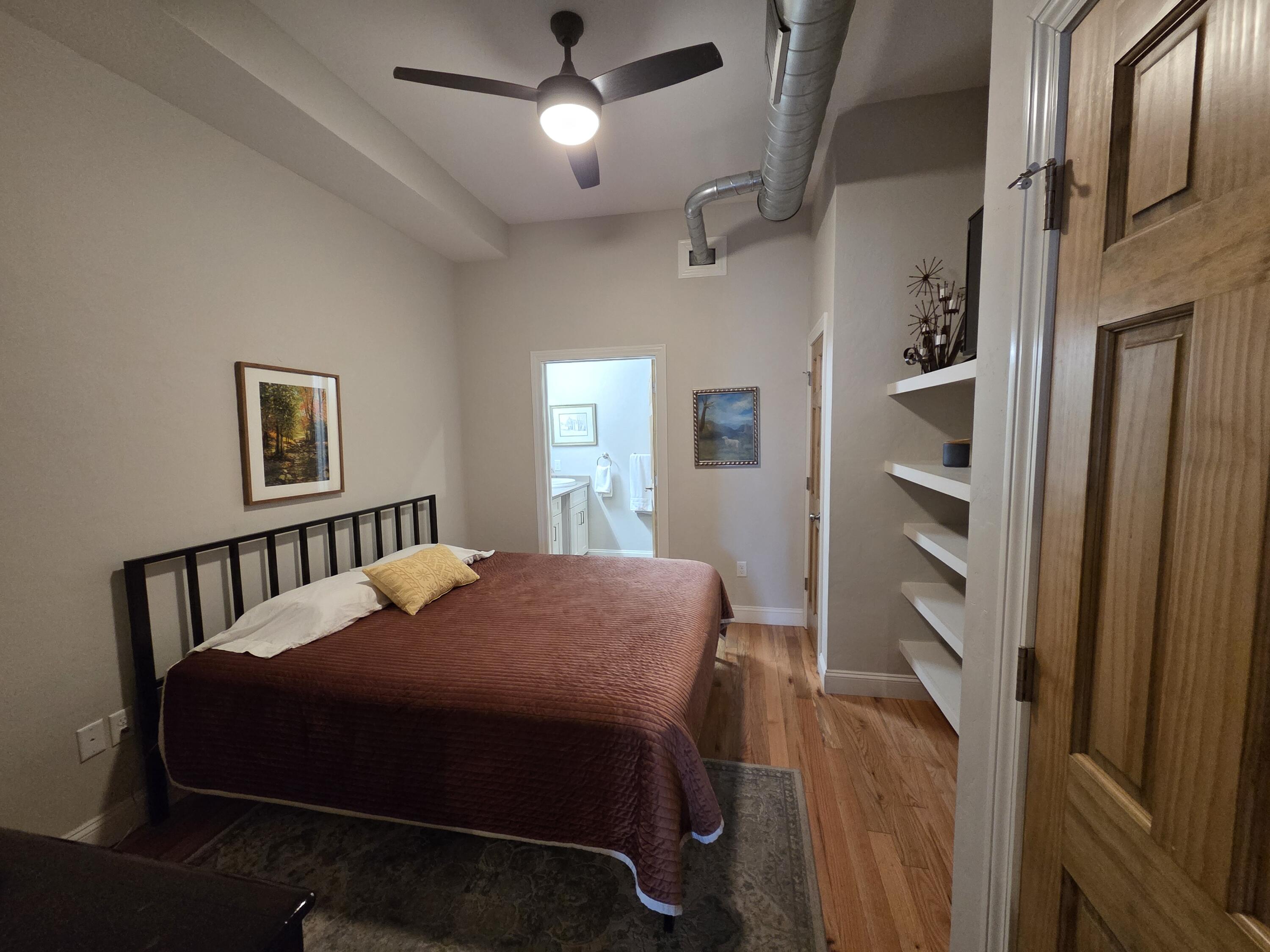 220 East Commercial Street Property Photo 84