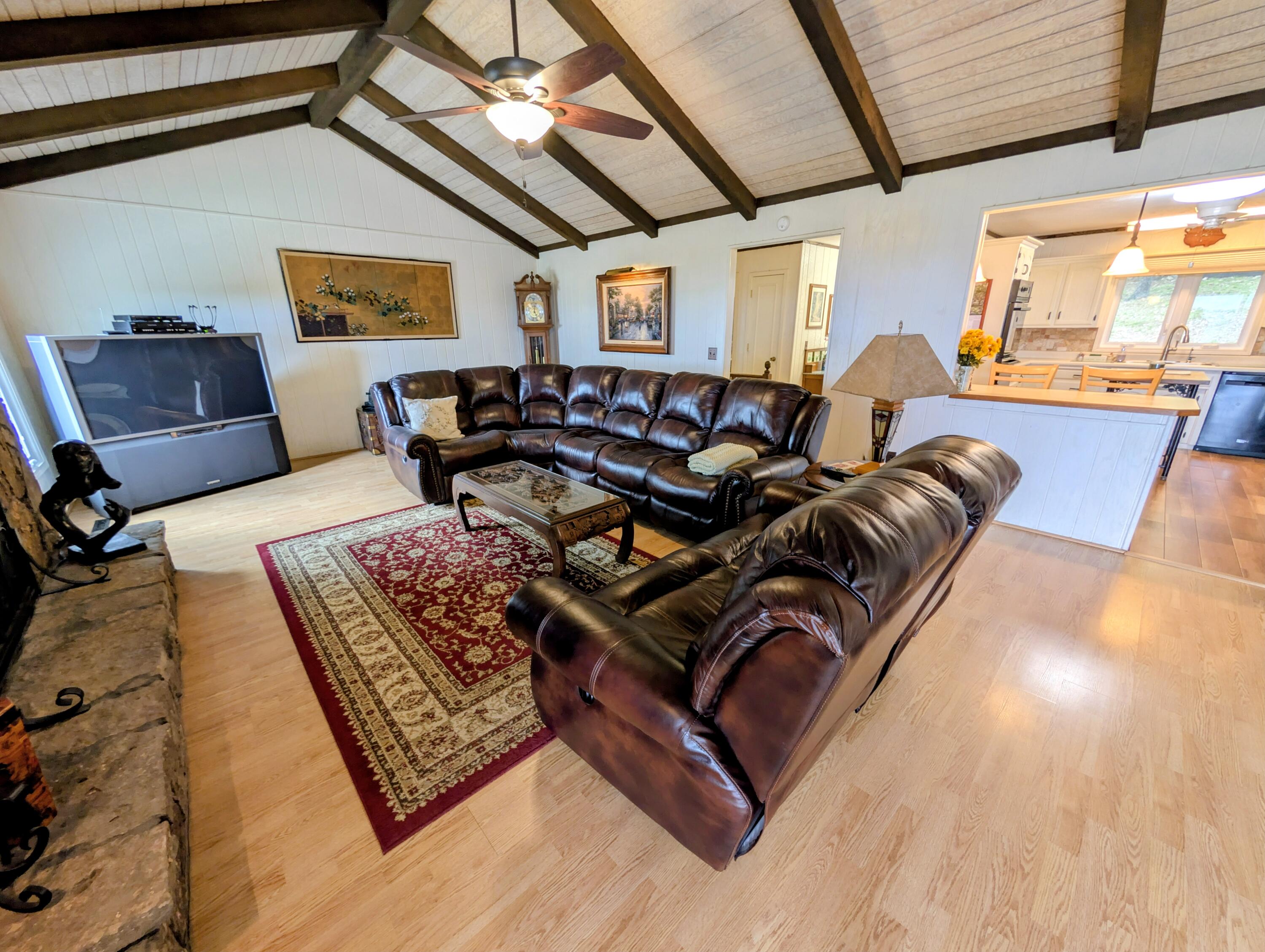 46 Acoma Drive Property Photo 28