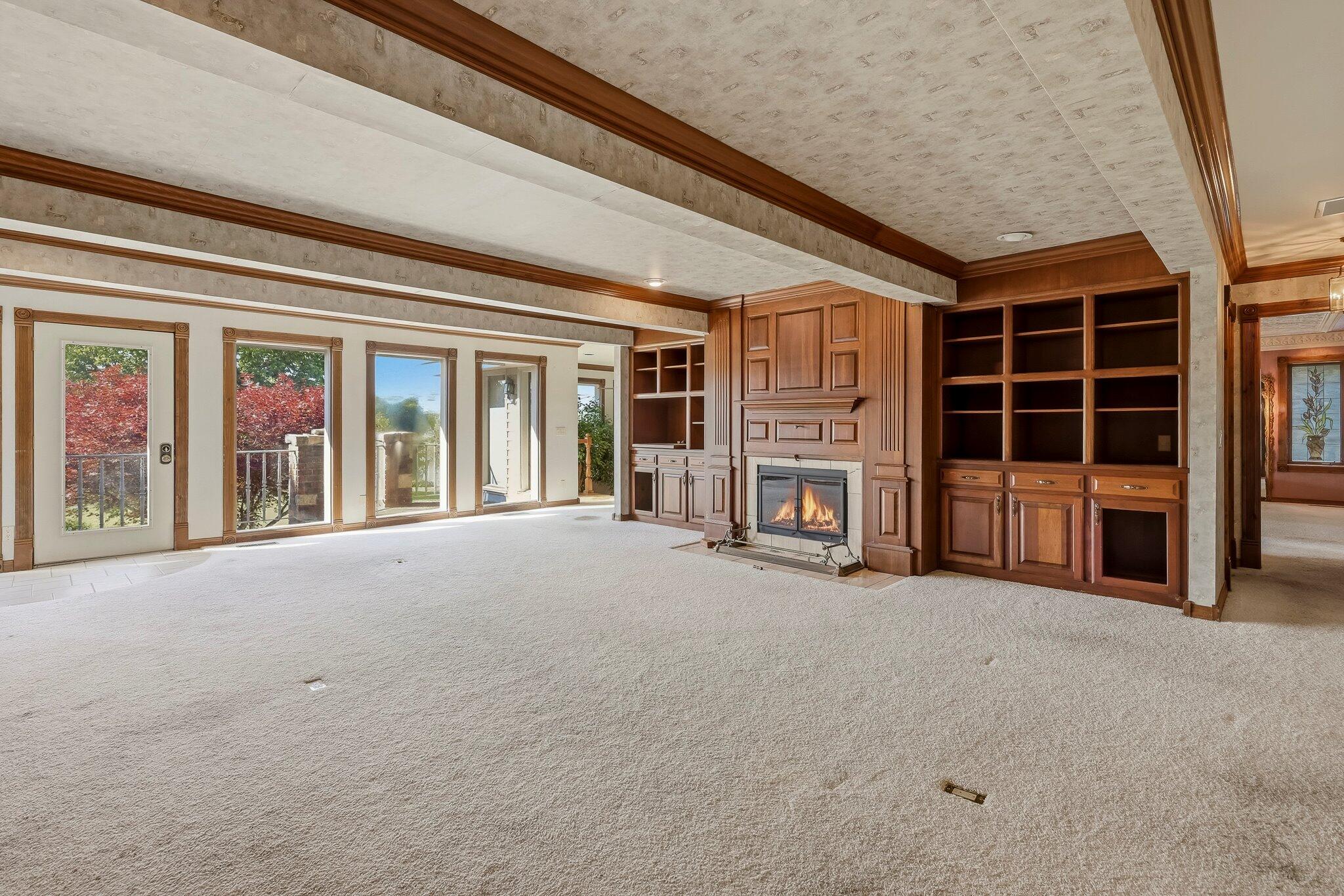2552 South Skyline Drive Property Photo 11