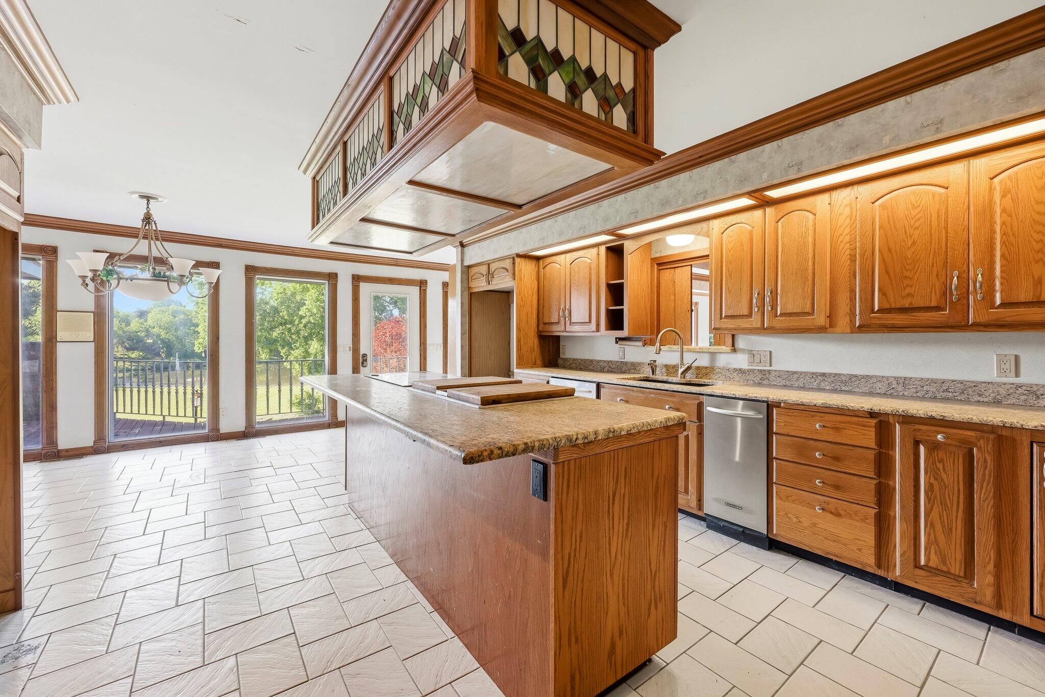 2552 South Skyline Drive Property Photo 15