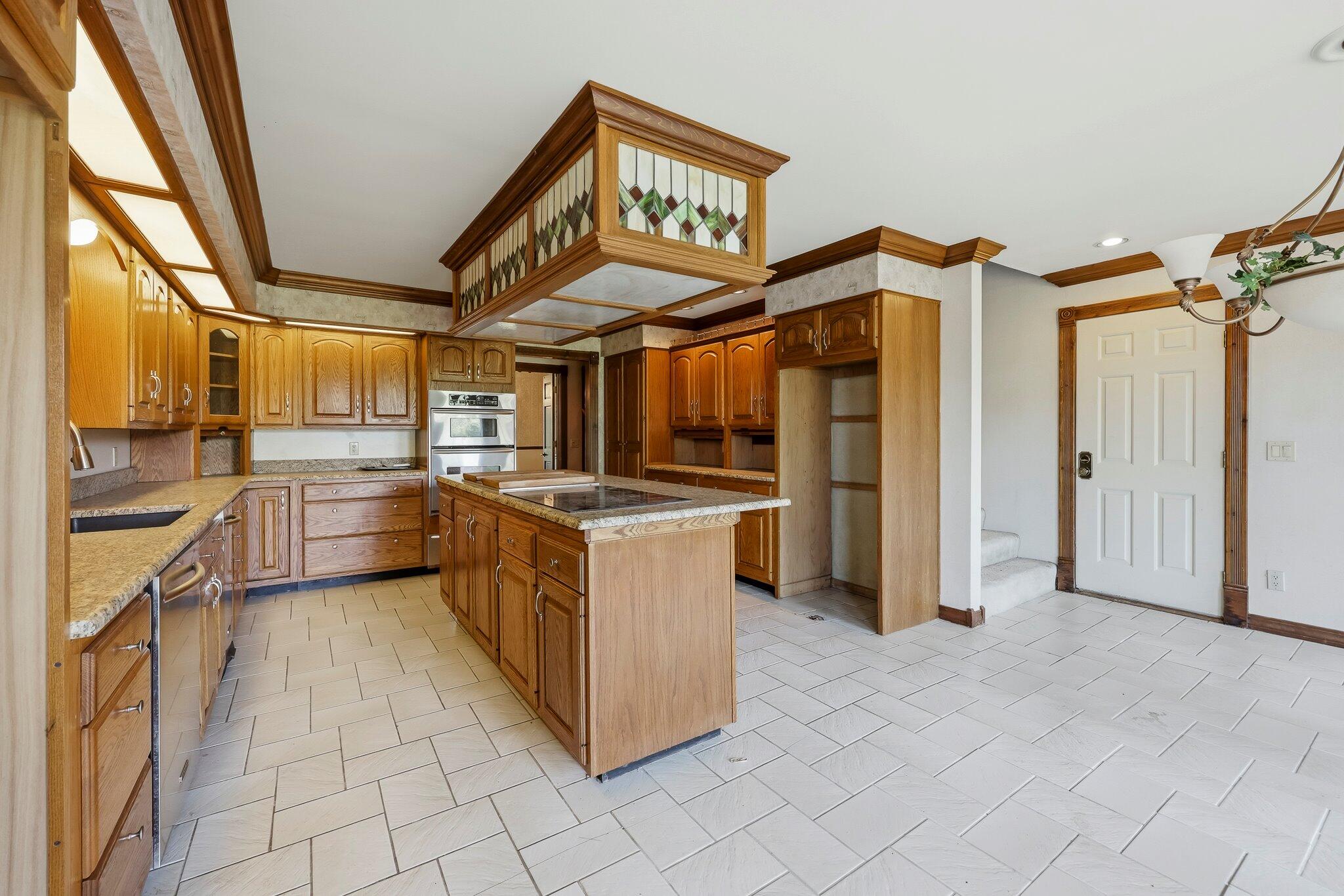 2552 South Skyline Drive Property Photo 16