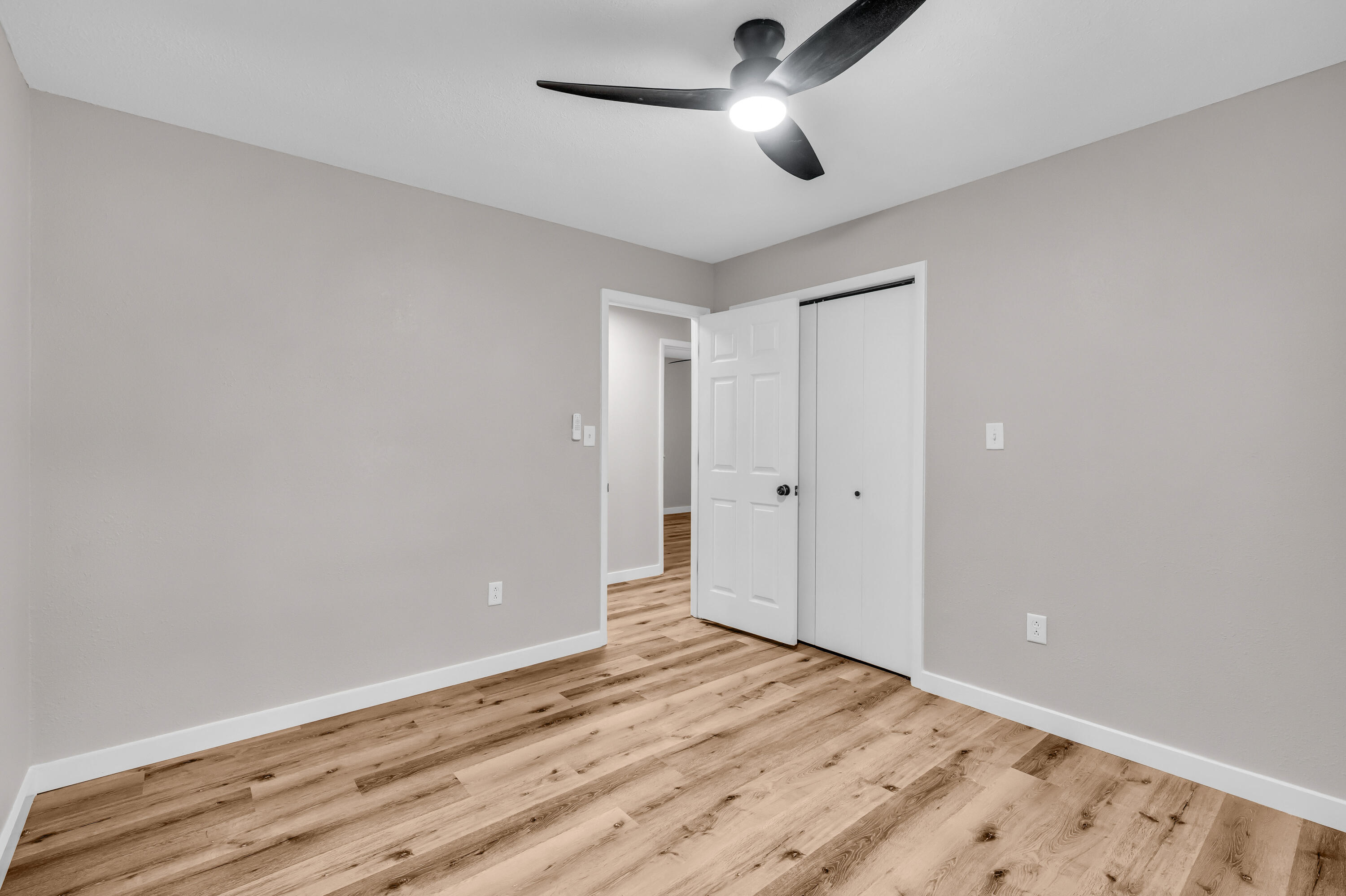 1907 Debra Drive Property Photo 15