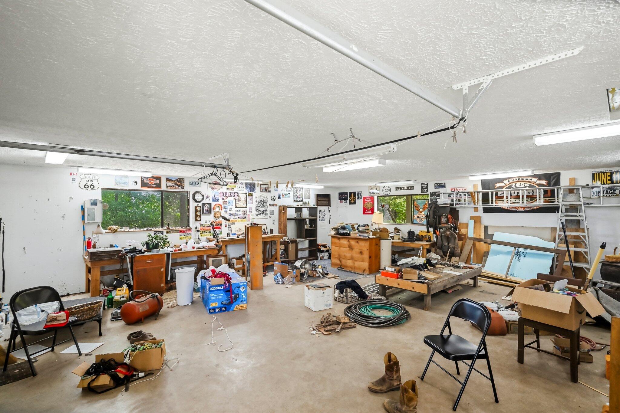 21006 State Highway E Property Photo 31
