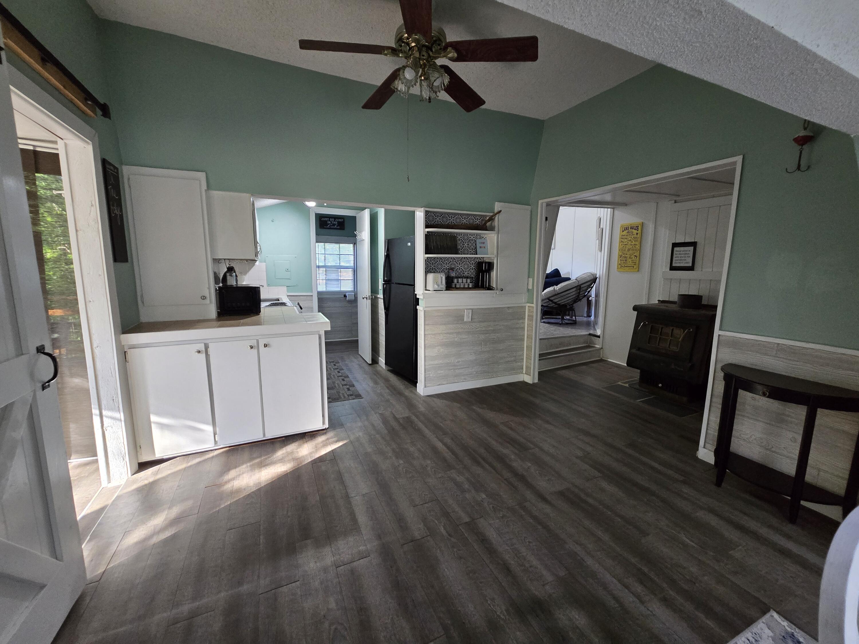 22674 Forest Lane Property Photo 10