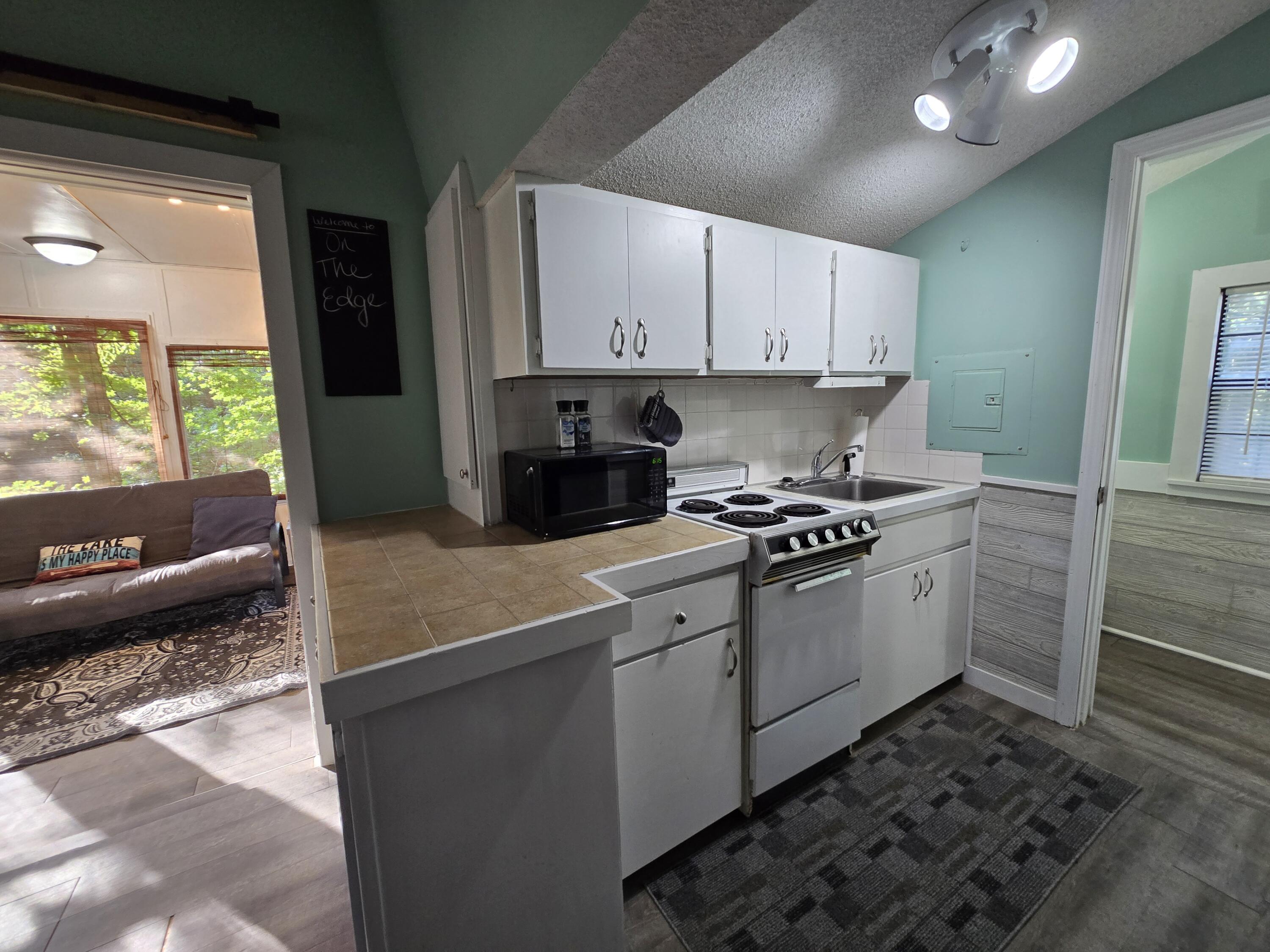 22674 Forest Lane Property Photo 11