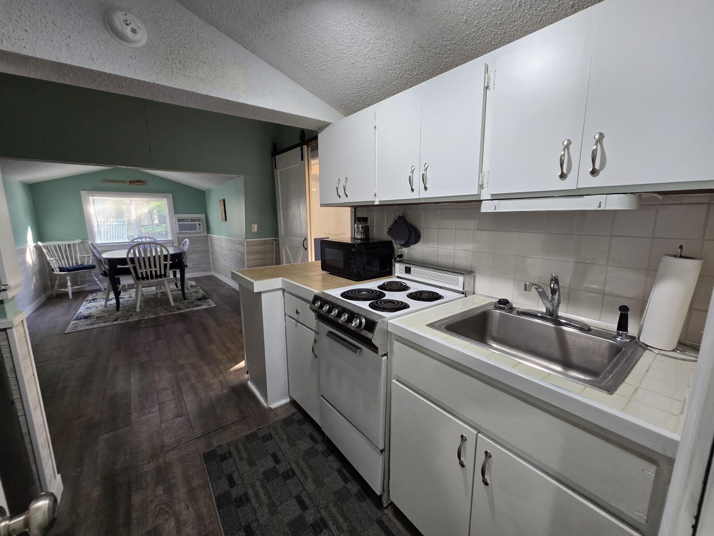 22674 Forest Lane Property Photo 29