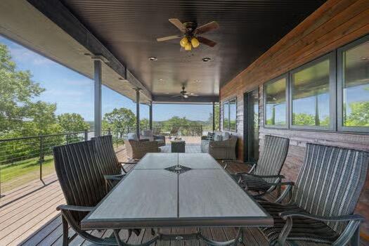 244 Thomas Lane Property Photo 54