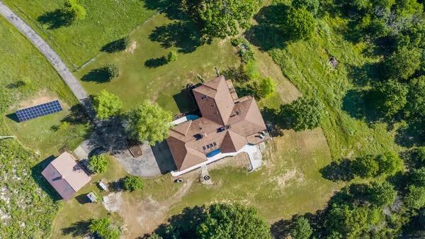 244 Thomas Lane Property Photo 86