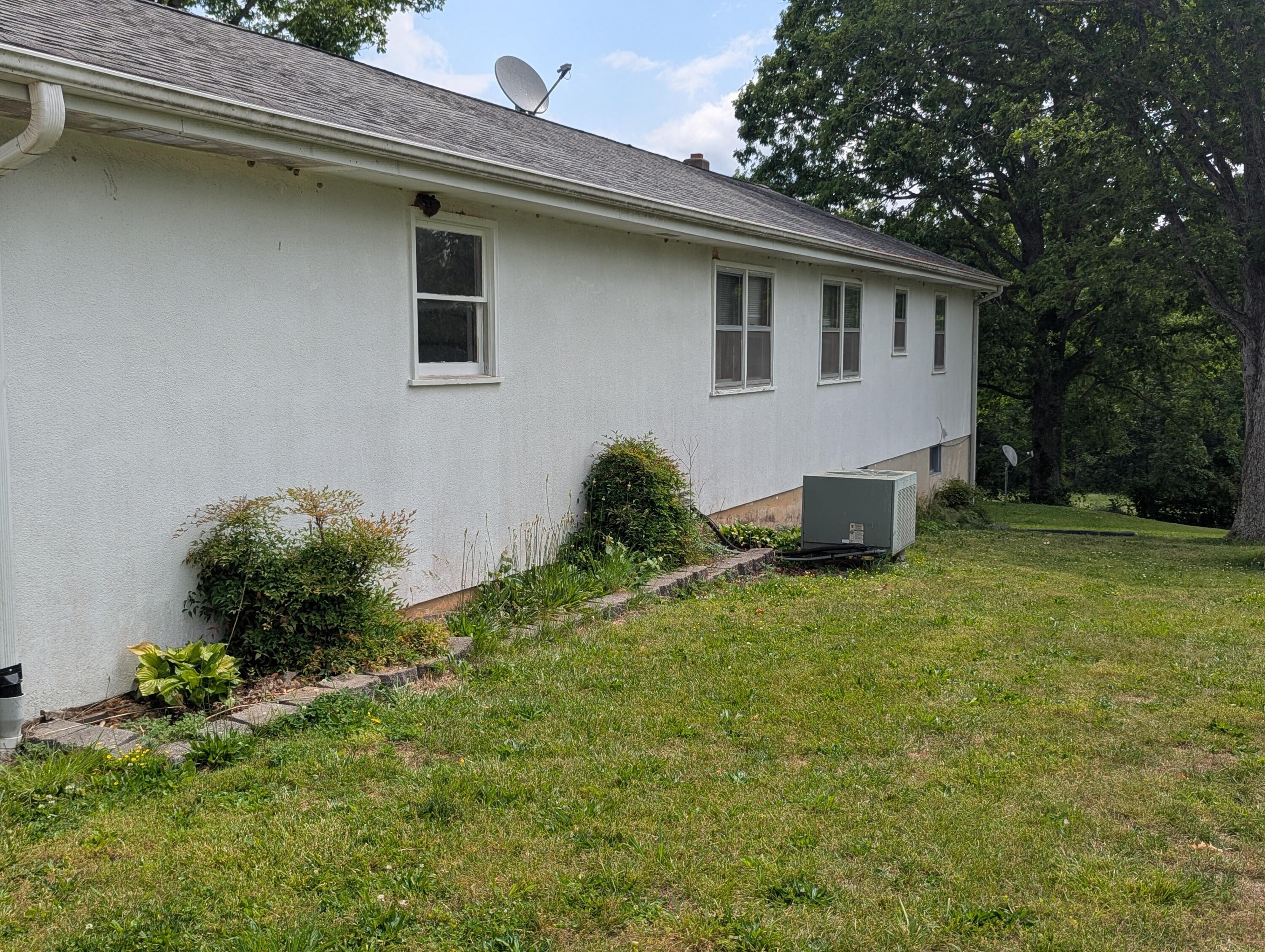 5608 State Route Uu Property Photo 3