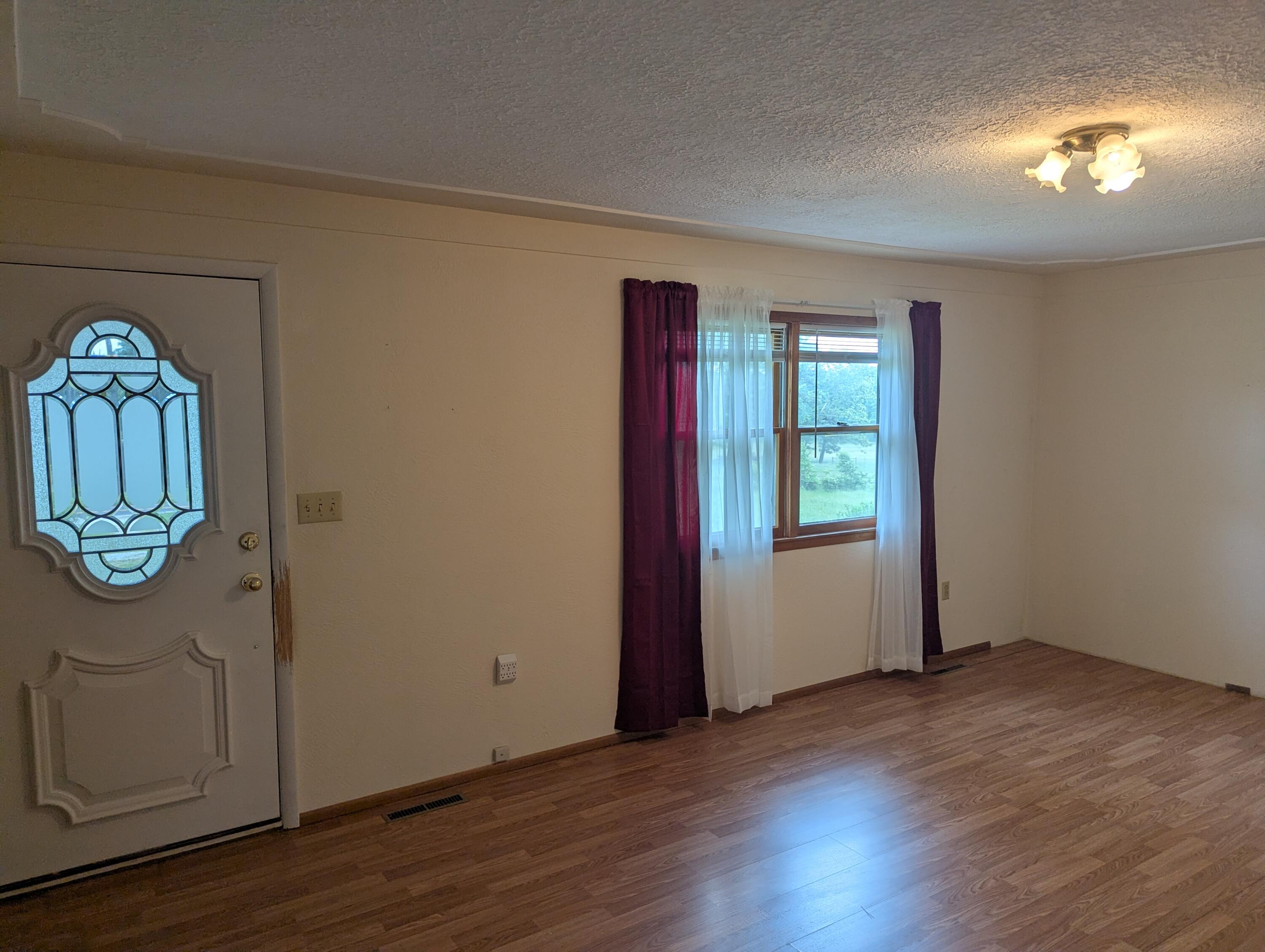 5608 State Route Uu Property Photo 4