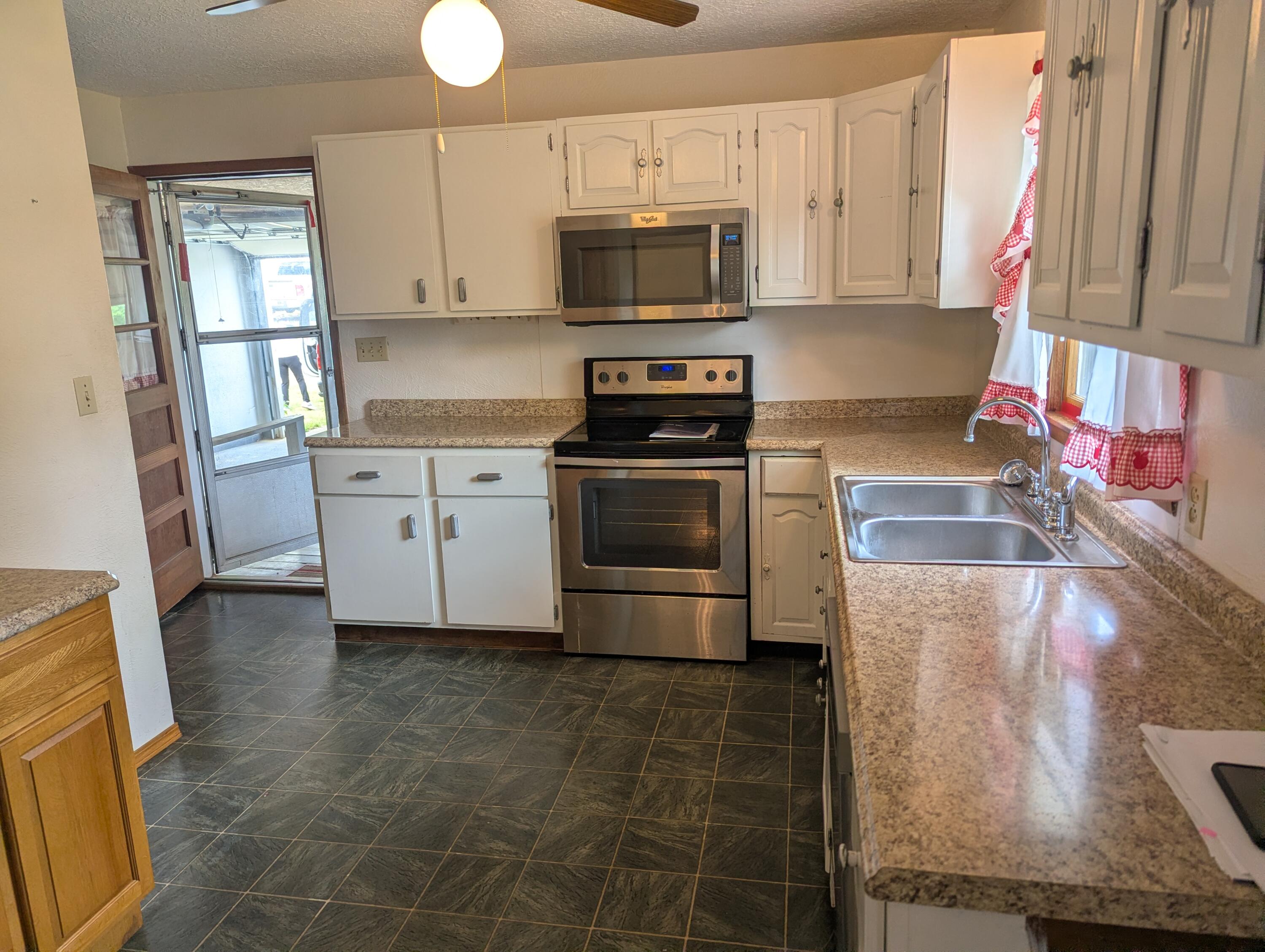 5608 State Route Uu Property Photo 6