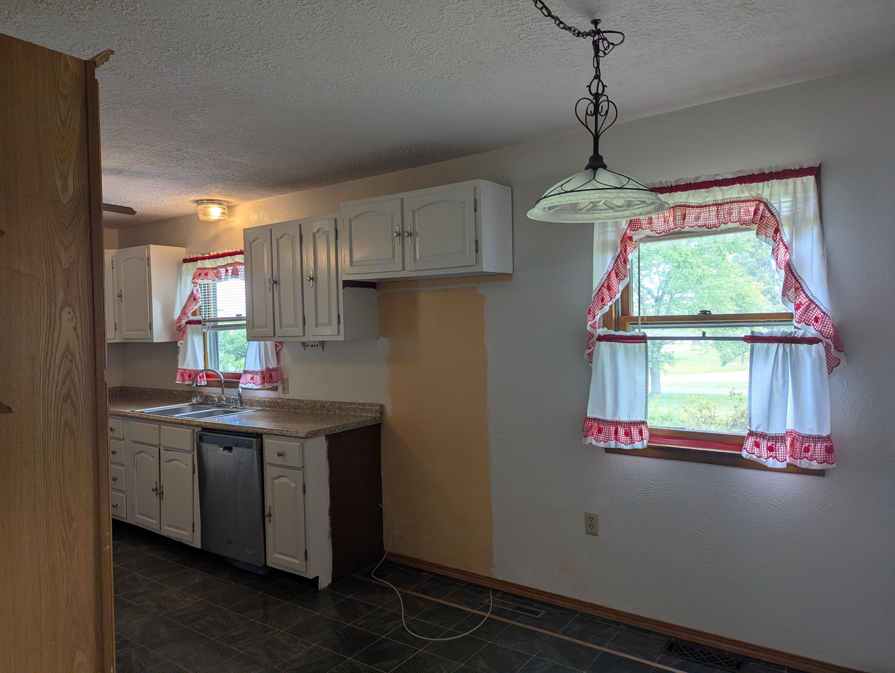 5608 State Route Uu Property Photo 7