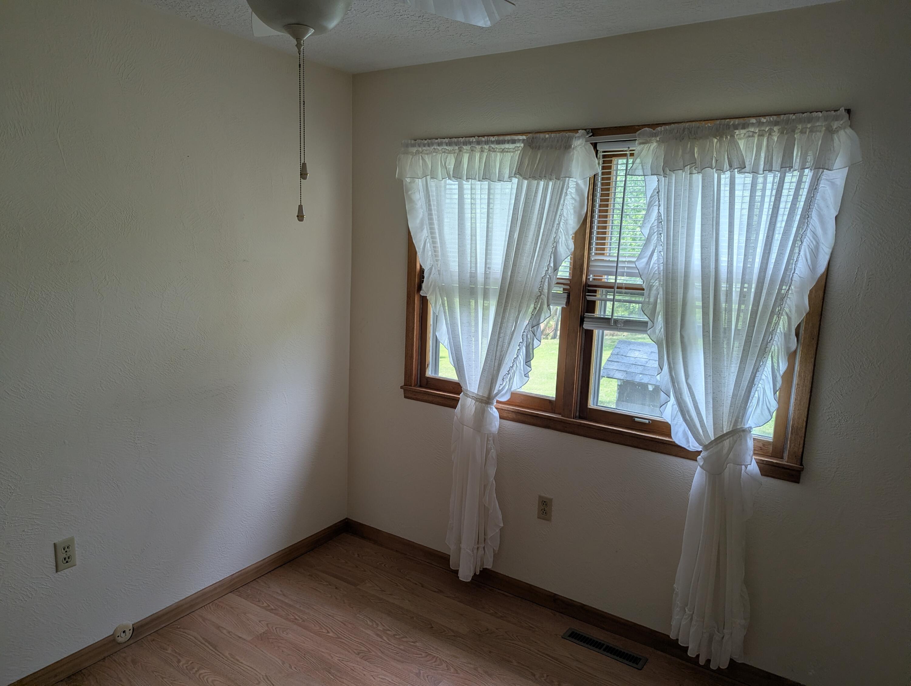 5608 State Route Uu Property Photo 9