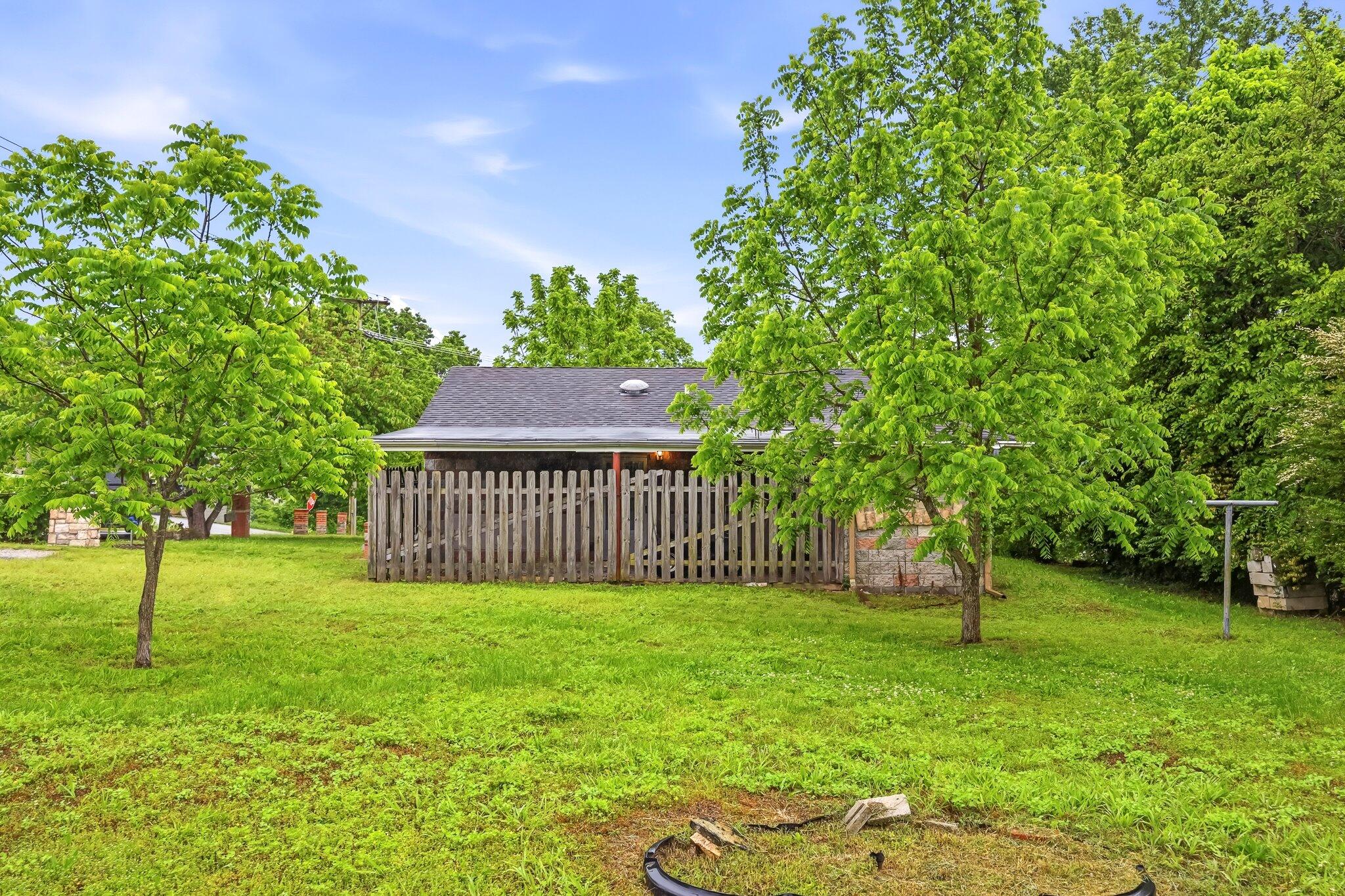 121 Cedar Street Property Photo 15
