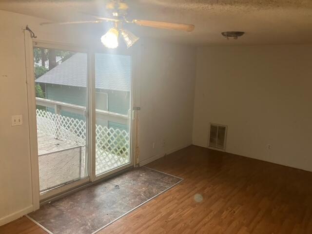 113 West Hickory Street Property Photo 10