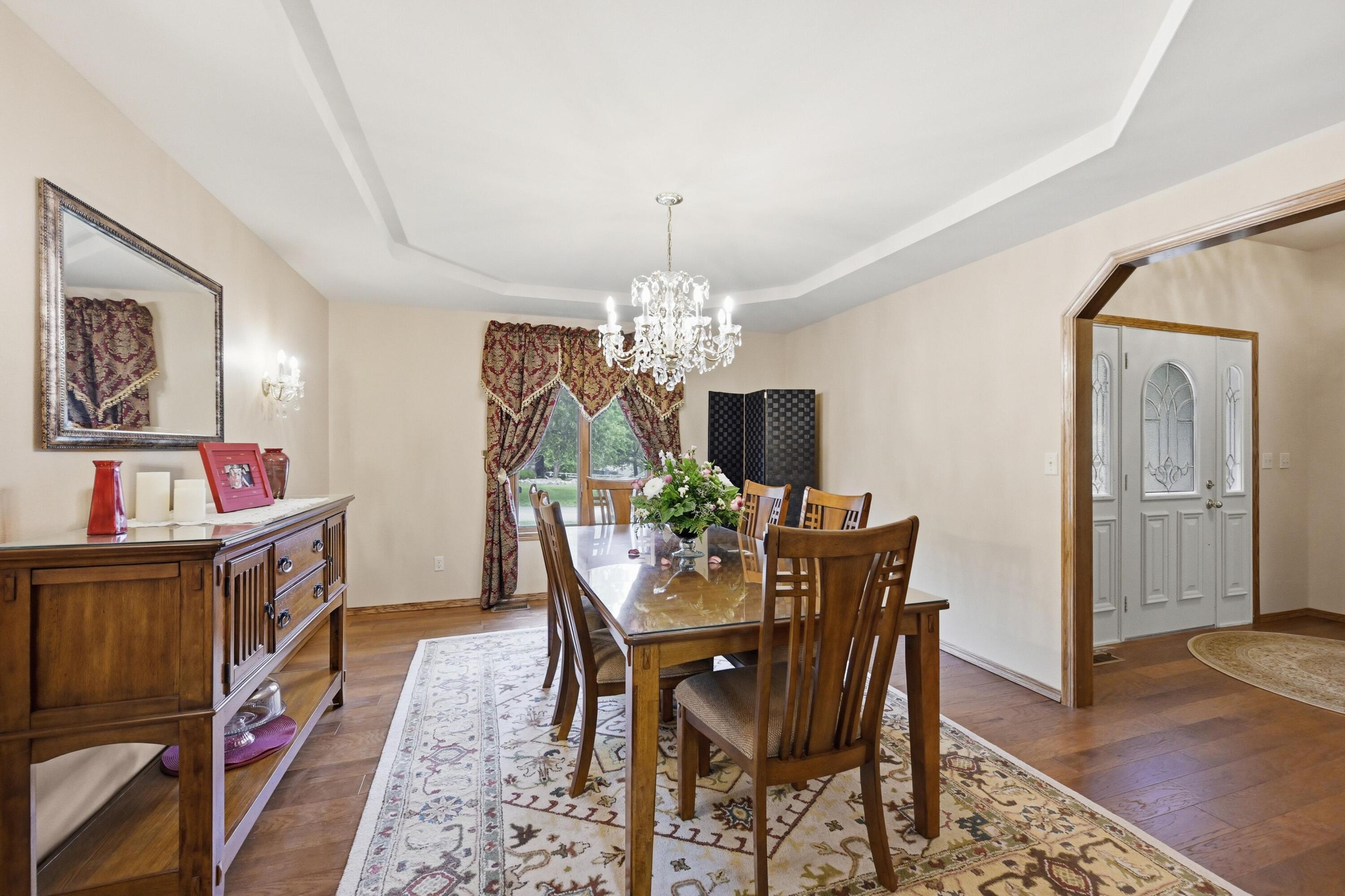 905 Macy Drive Property Photo 11