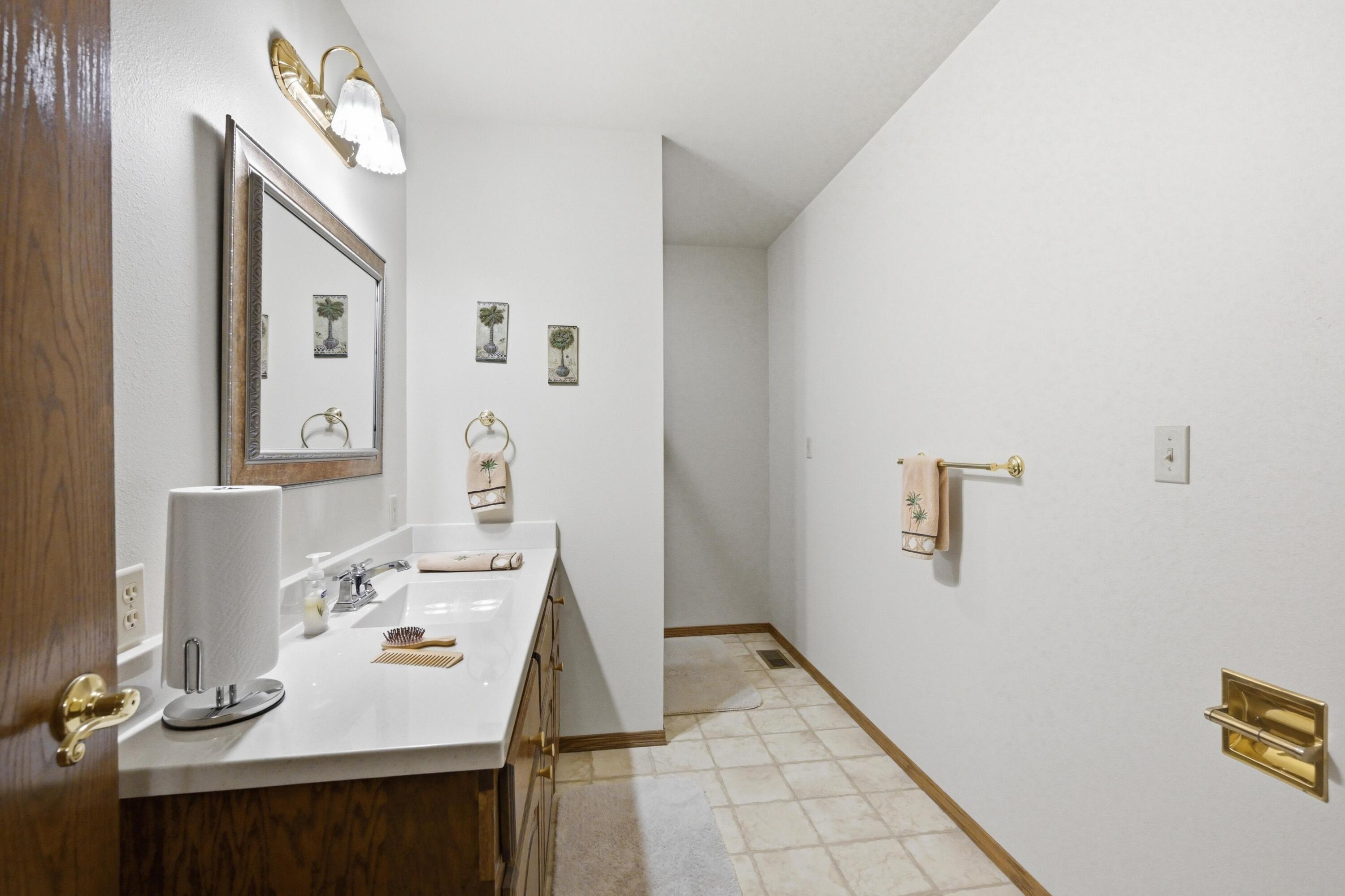 905 Macy Drive Property Photo 23