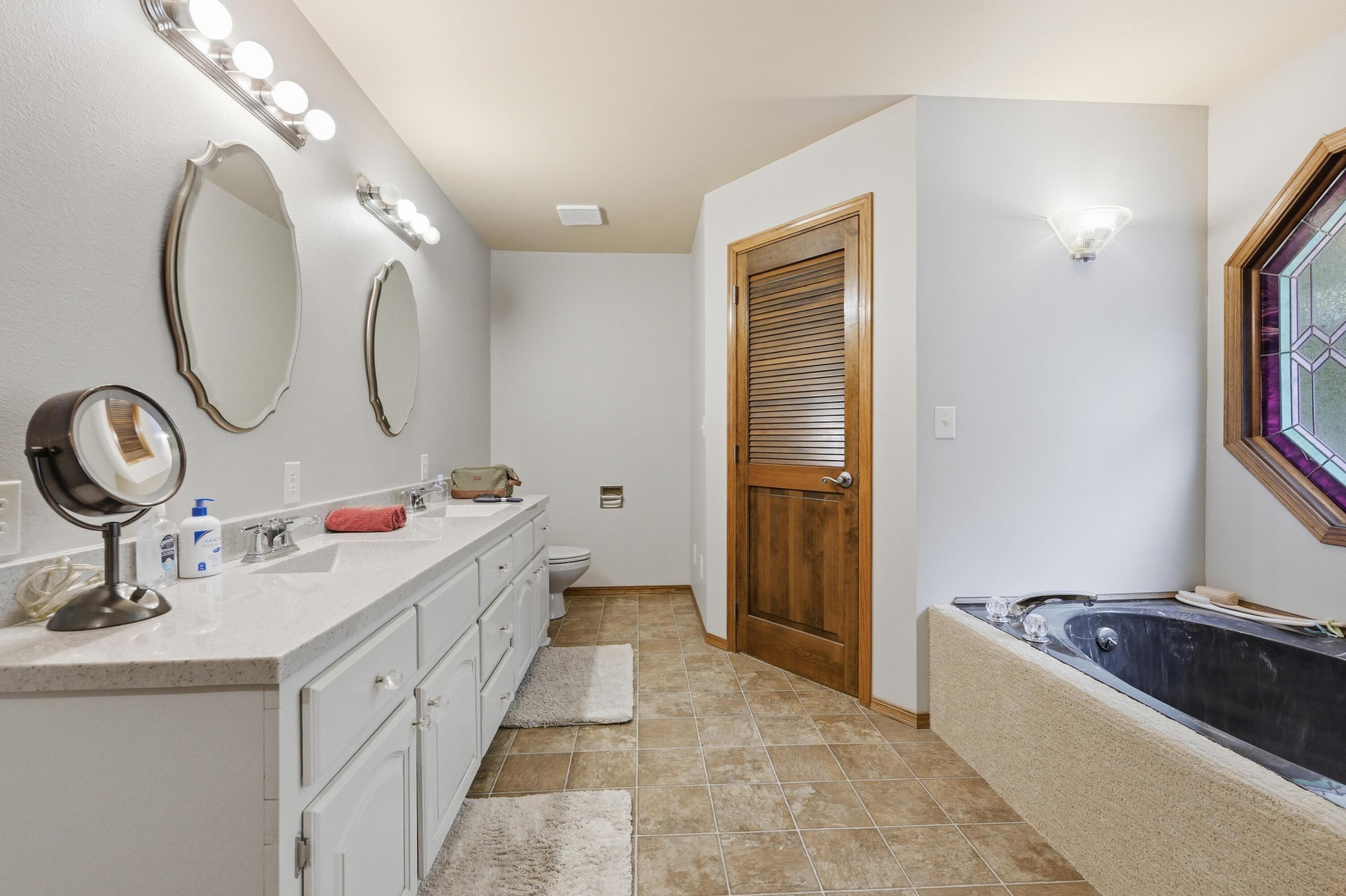 905 Macy Drive Property Photo 34