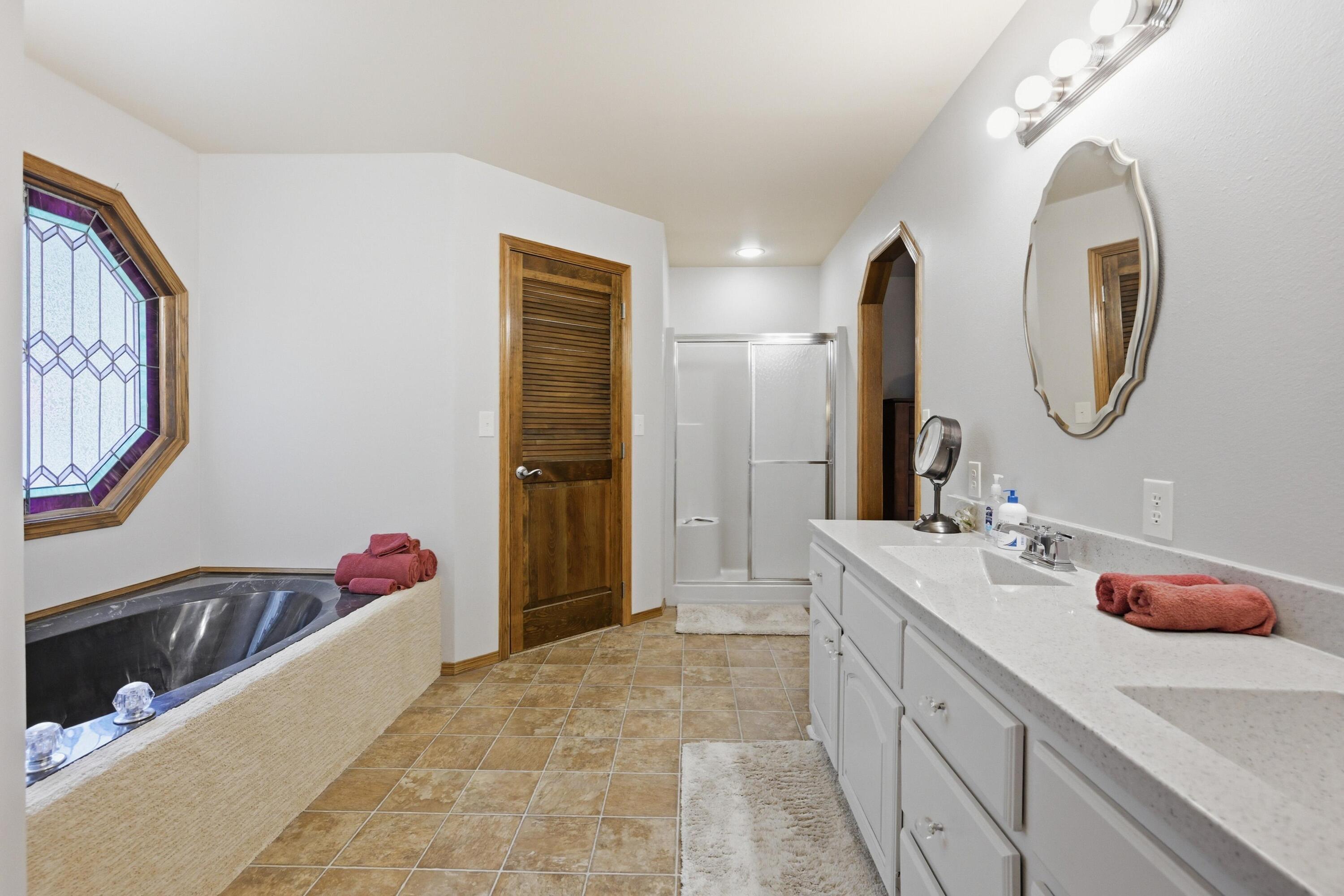905 Macy Drive Property Photo 36