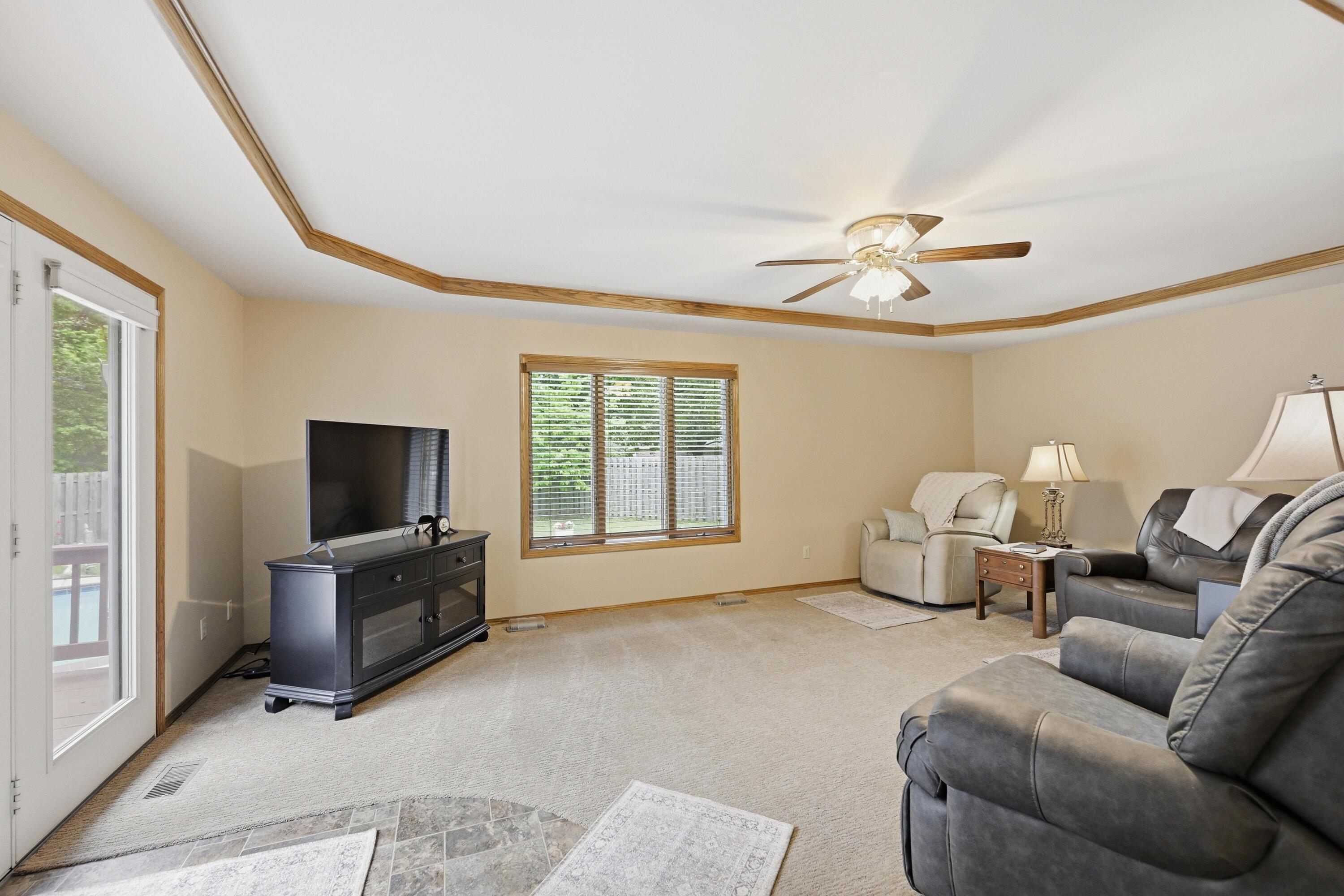 905 Macy Drive Property Photo 39