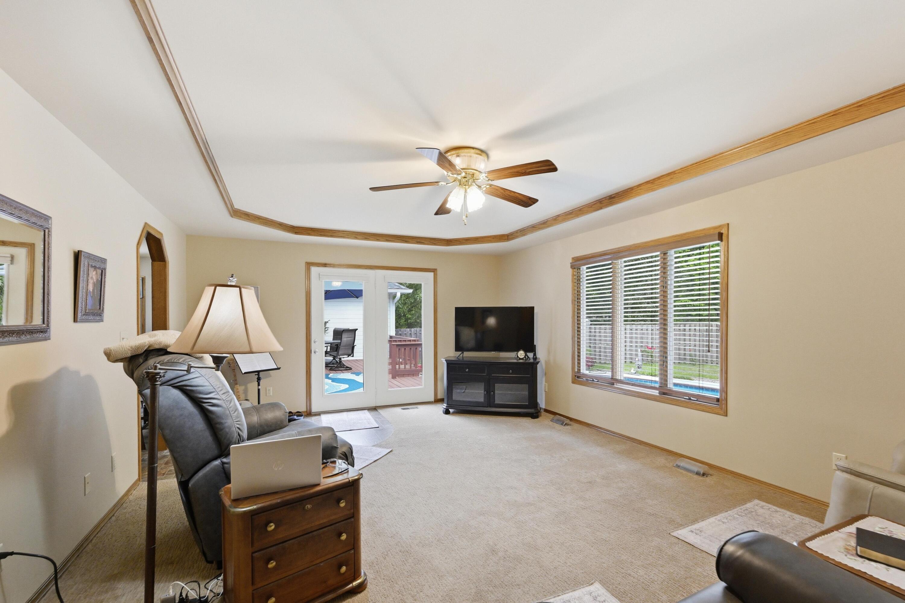 905 Macy Drive Property Photo 41