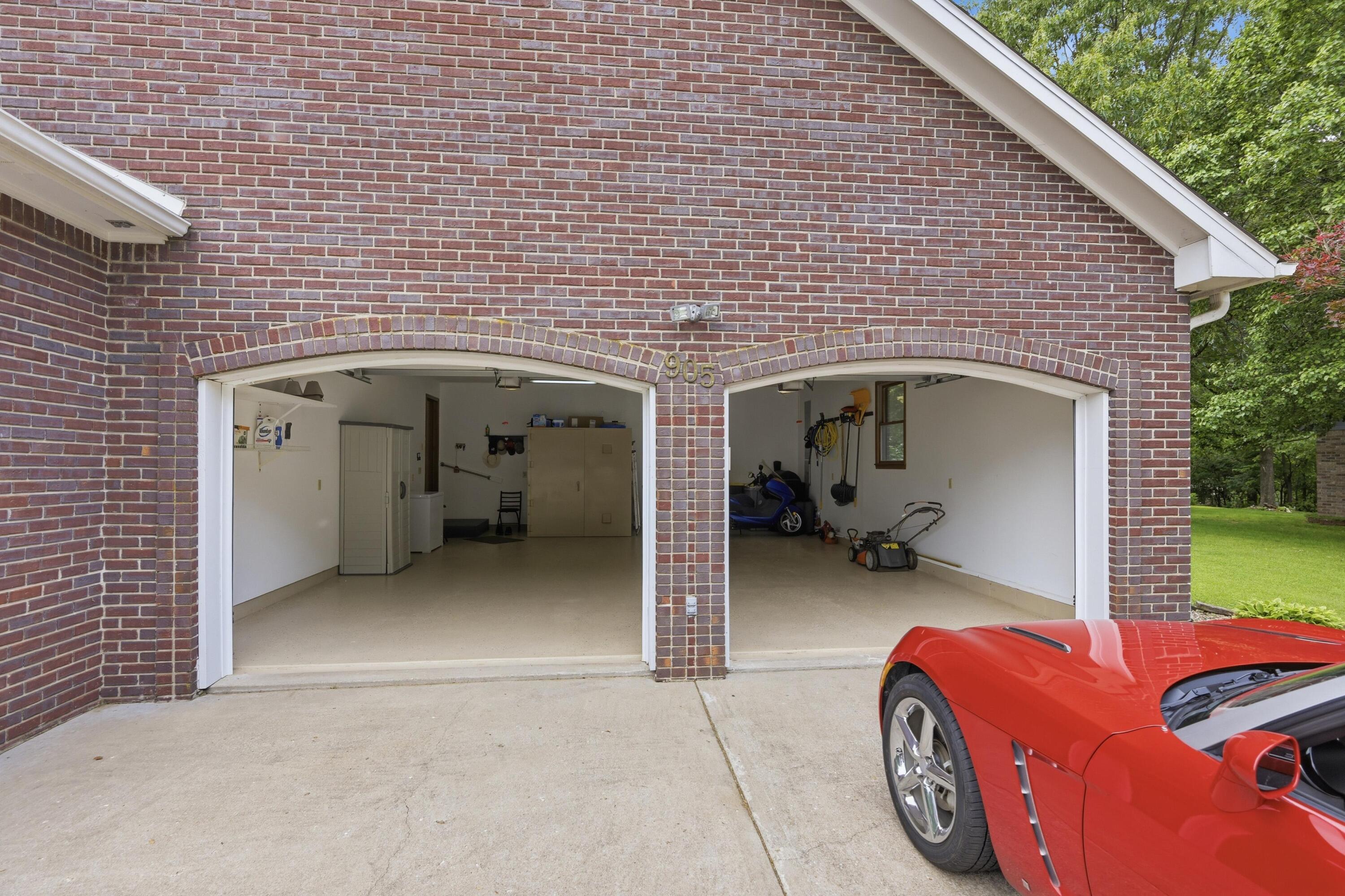 905 Macy Drive Property Photo 58