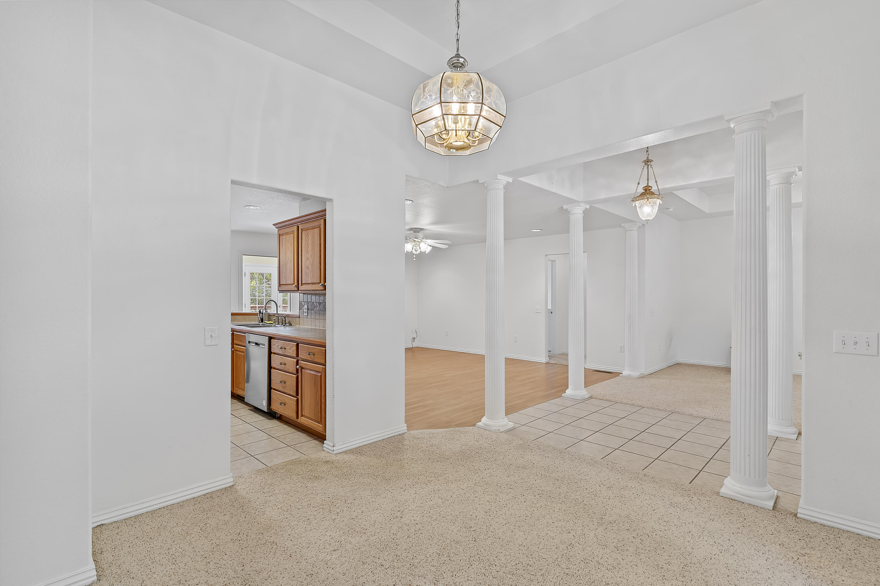 52 Crown Drive Property Photo 7