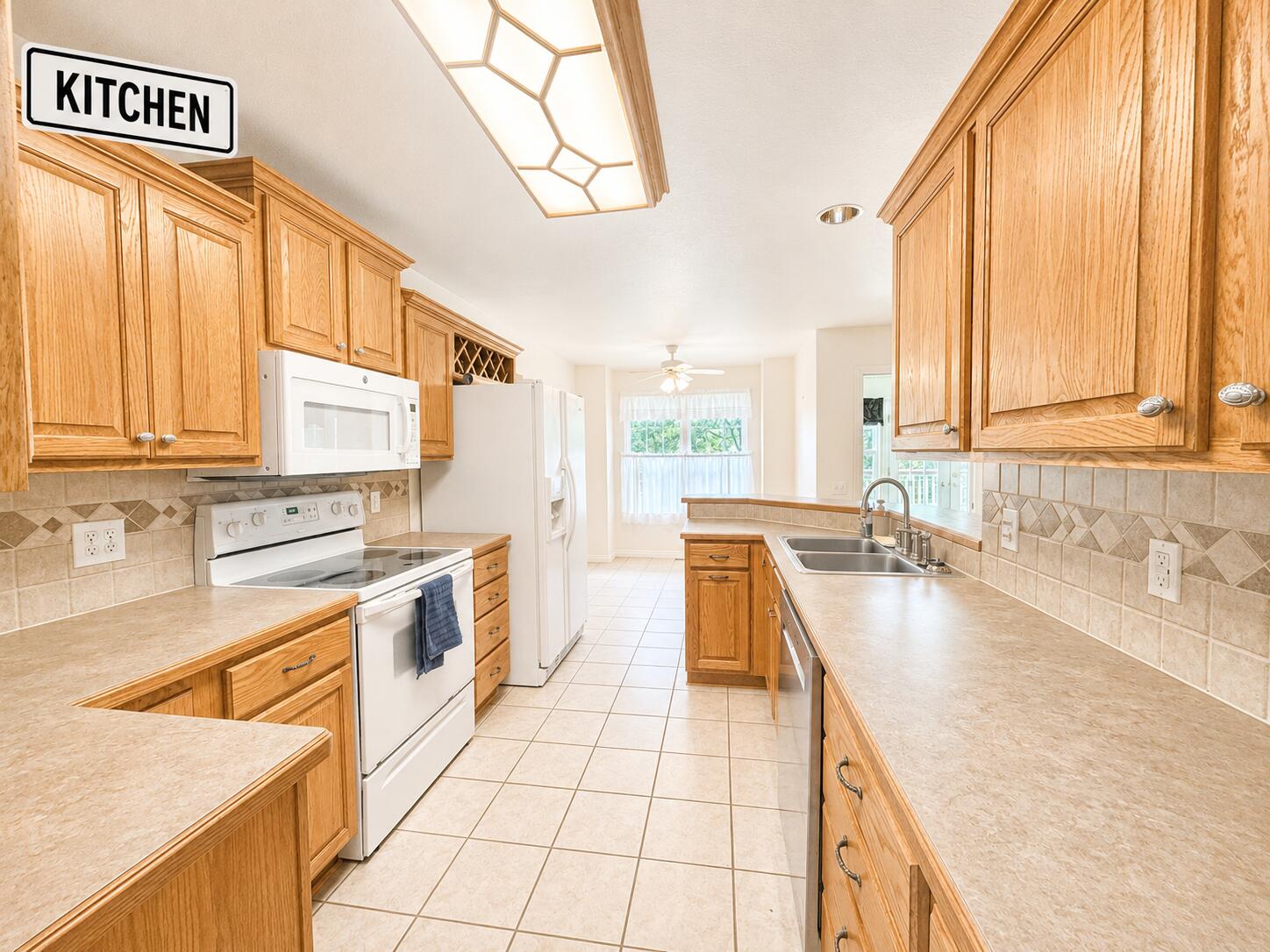 52 Crown Drive Property Photo 12