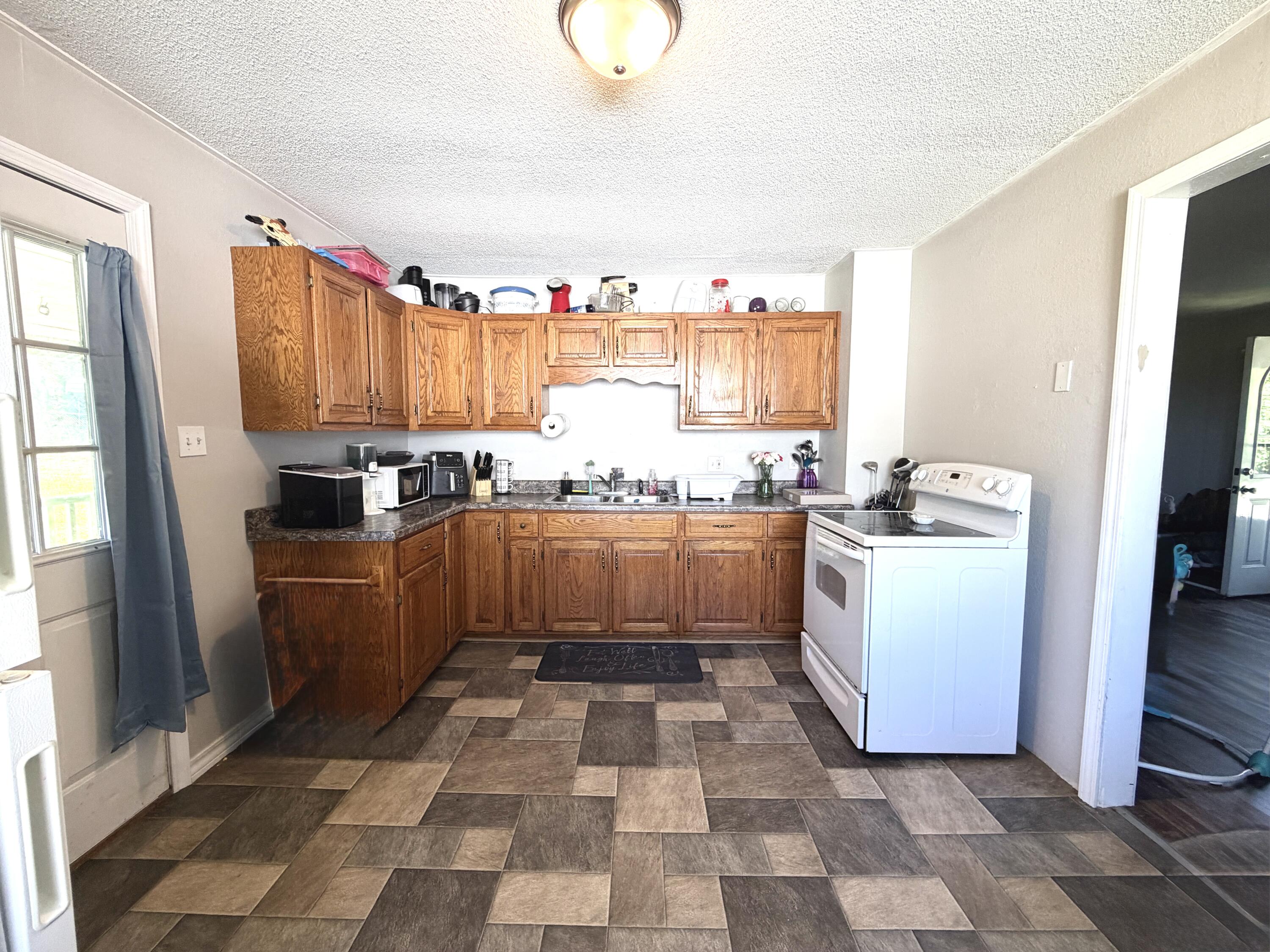 10 Burgoyne Drive Property Photo 11