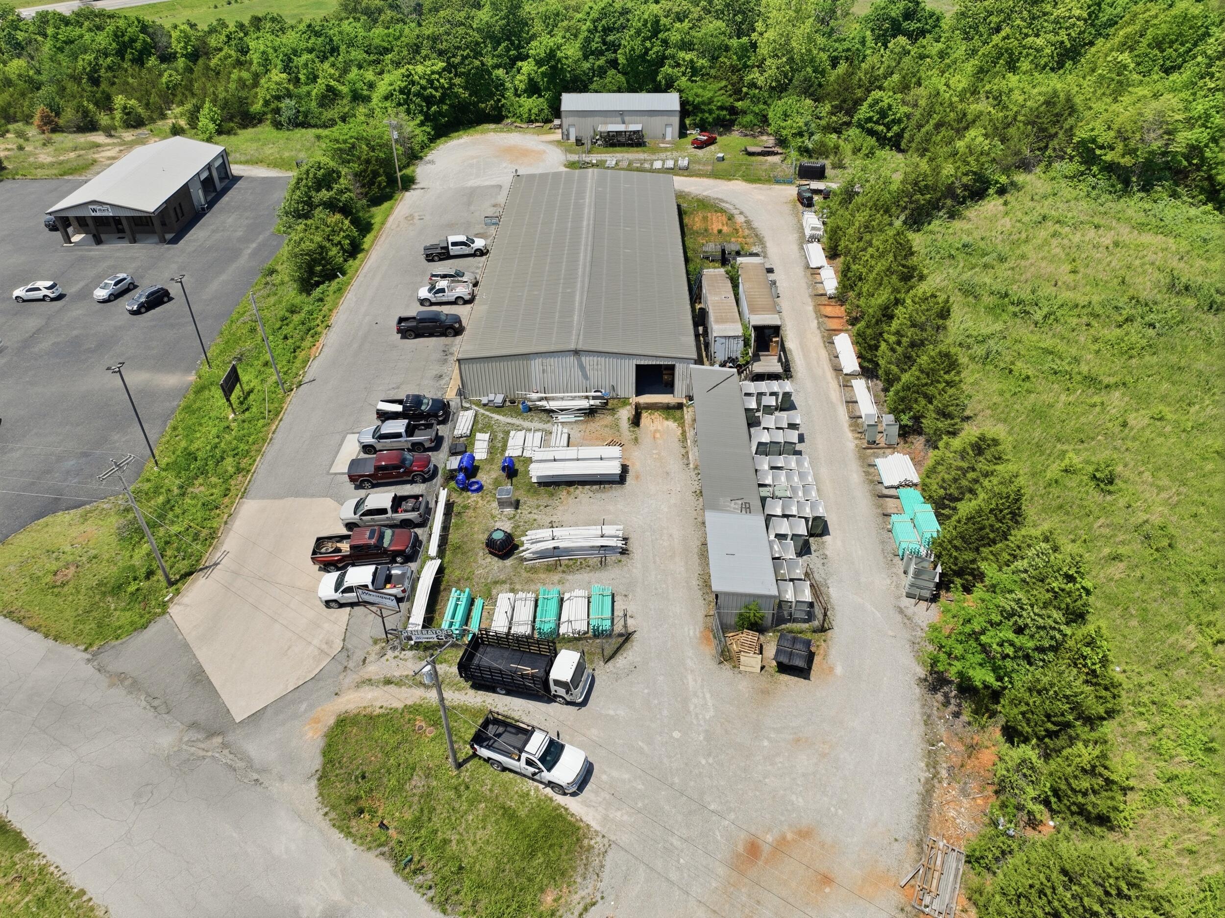 1015 Preacher Roe Boulevard Property Photo 4