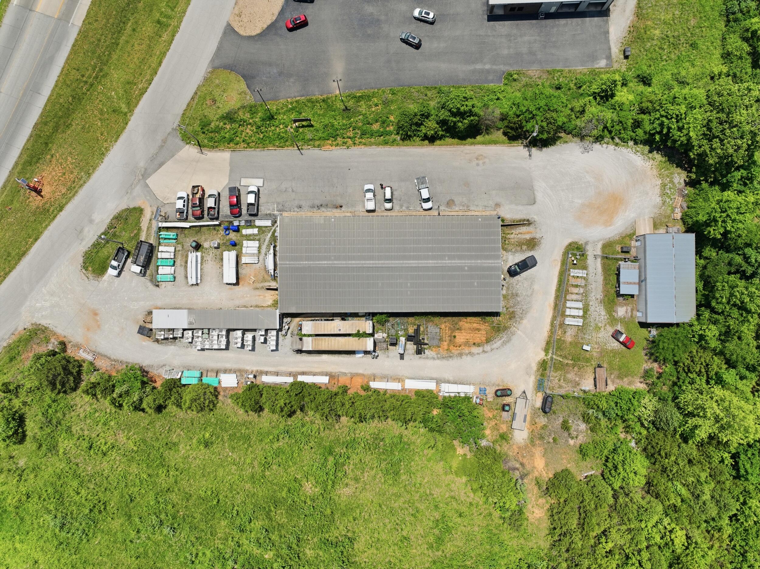 1015 Preacher Roe Boulevard Property Photo 10