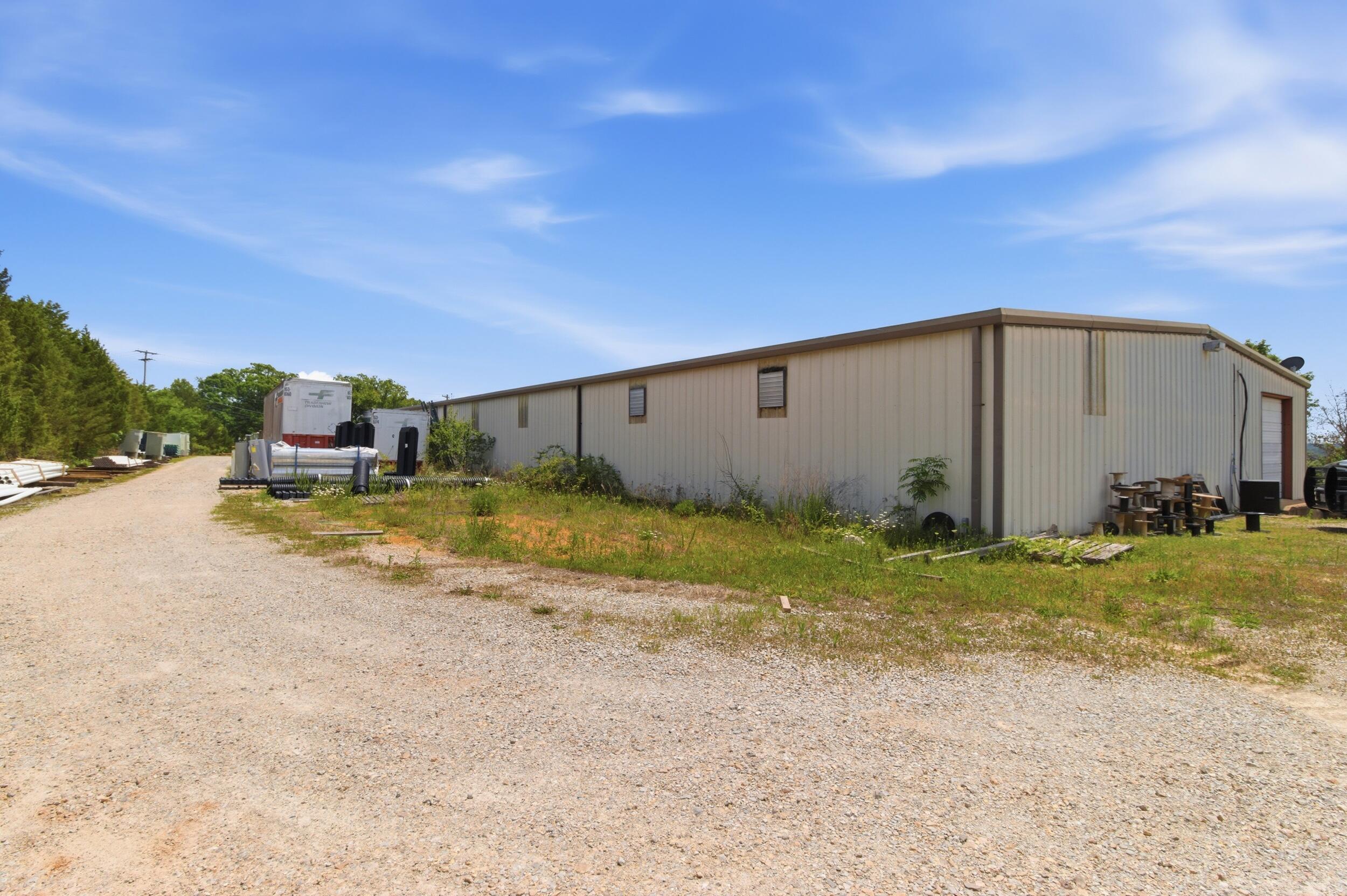 1015 Preacher Roe Boulevard Property Photo 15