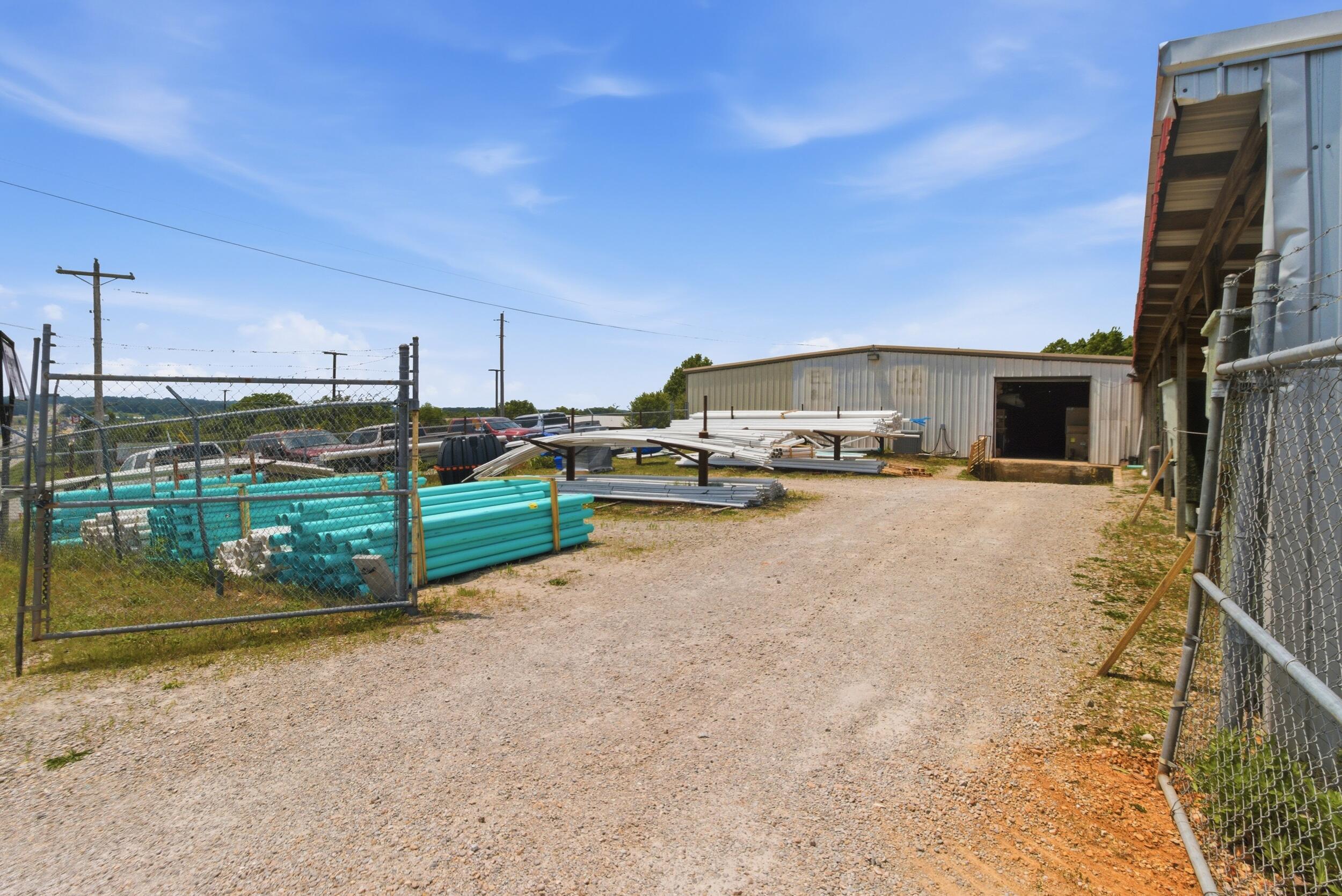 1015 Preacher Roe Boulevard Property Photo 17