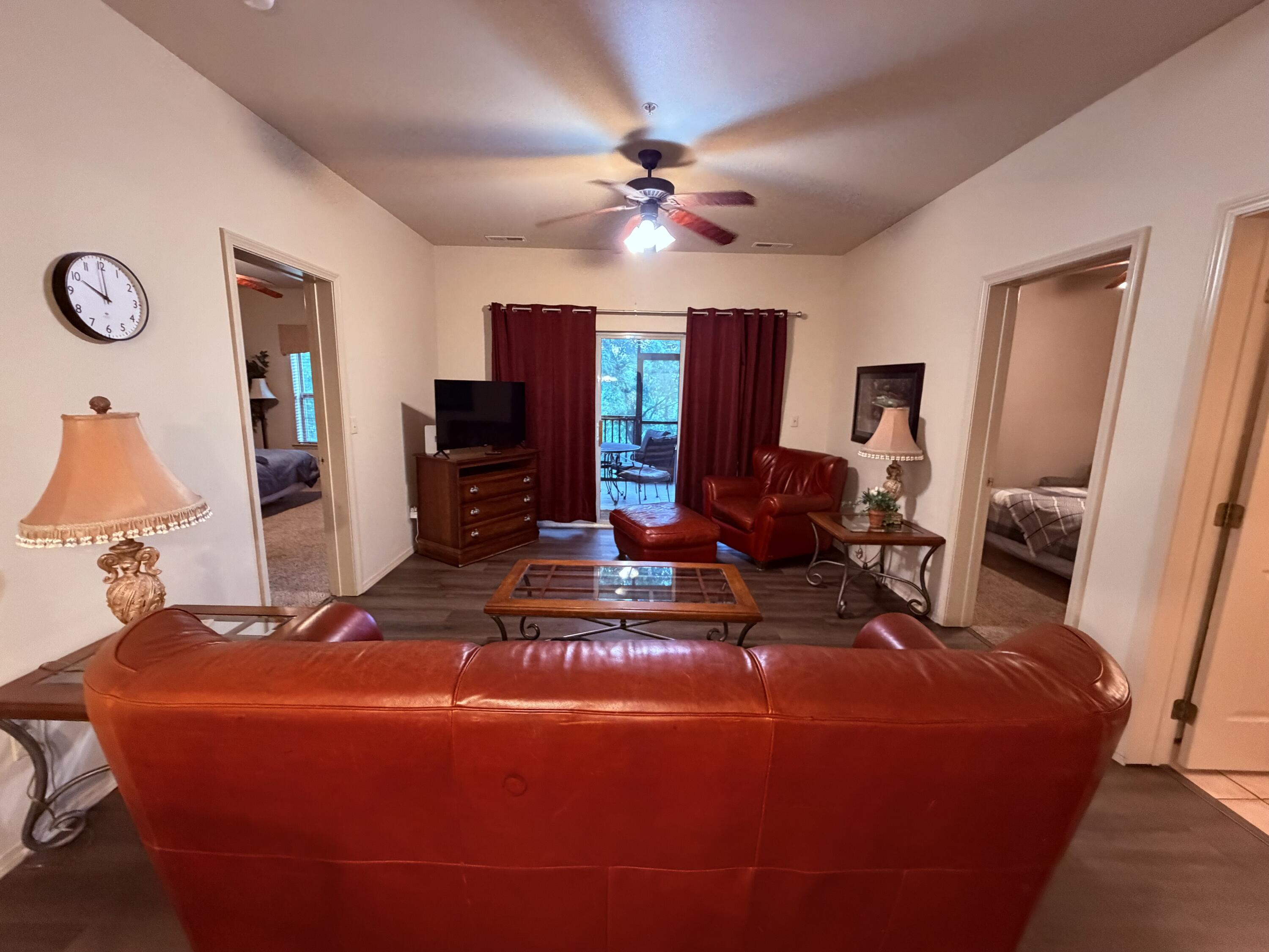 1091 Golf Drive Apt 1 Property Photo 7