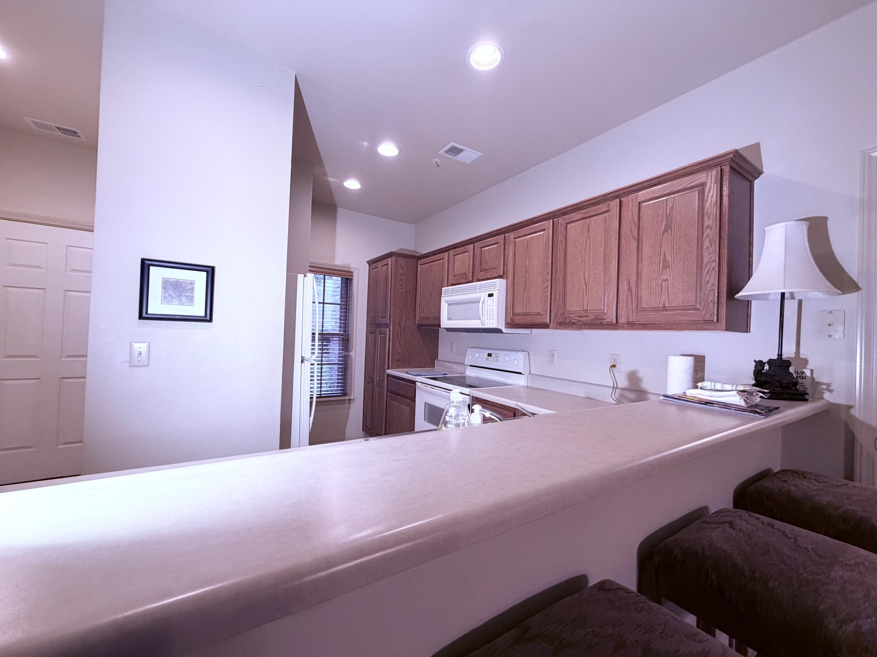 1091 Golf Drive Apt 1 Property Photo 12