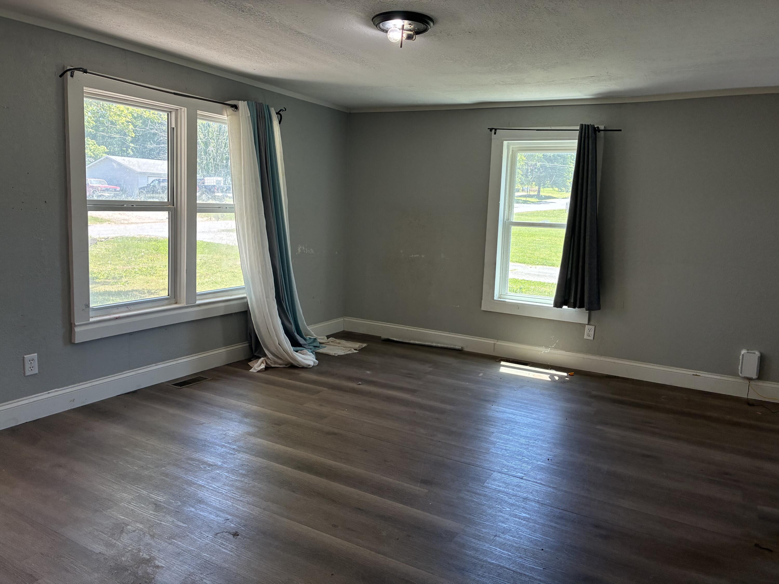 111 Galyan Street Property Photo 6