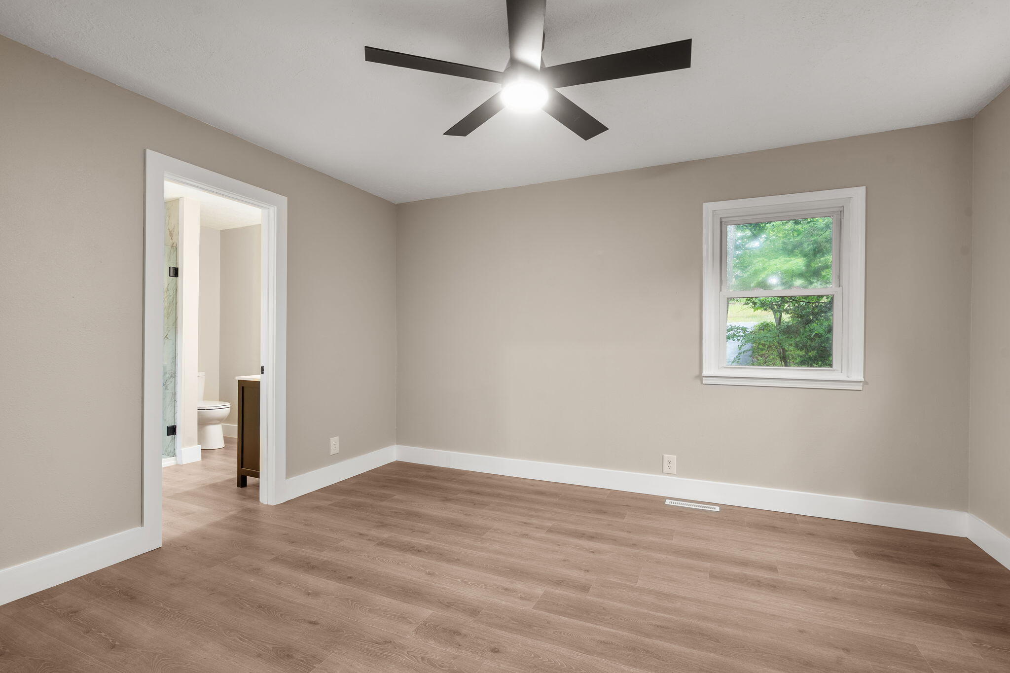 144 Santana Circle Property Photo 25