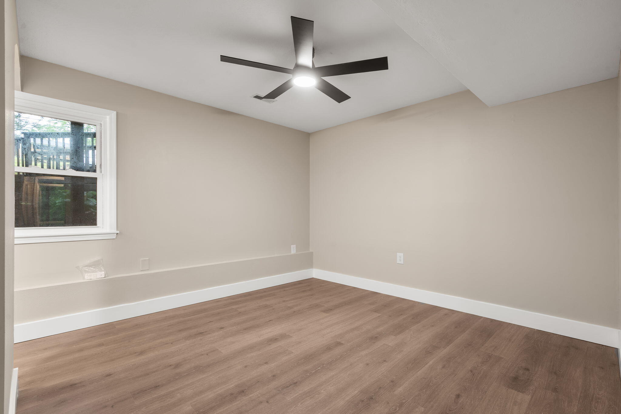 144 Santana Circle Property Photo 38