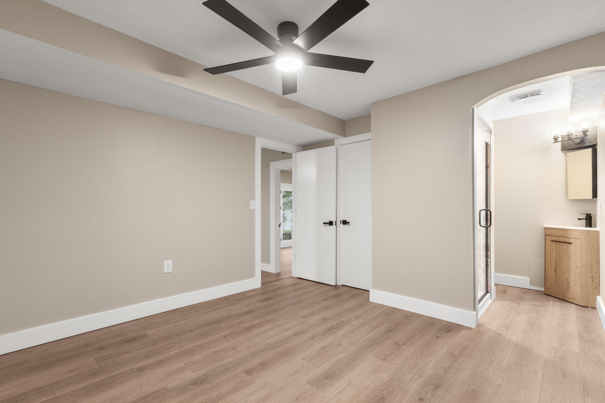 144 Santana Circle Property Photo 40