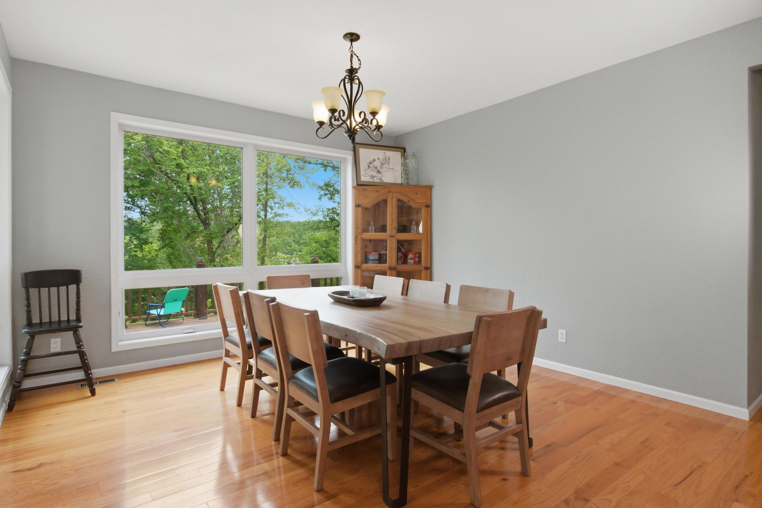 18418 Circle B Road Property Photo 15