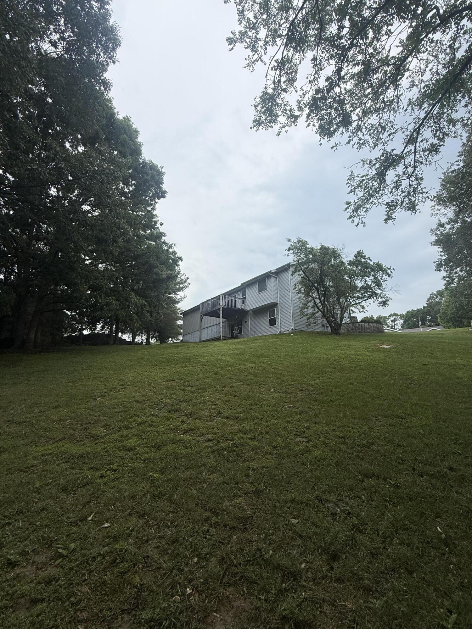 120 Sunny Lane Property Photo 5